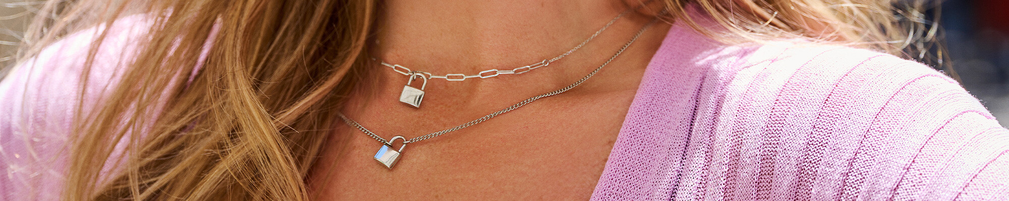 Necklace with lock