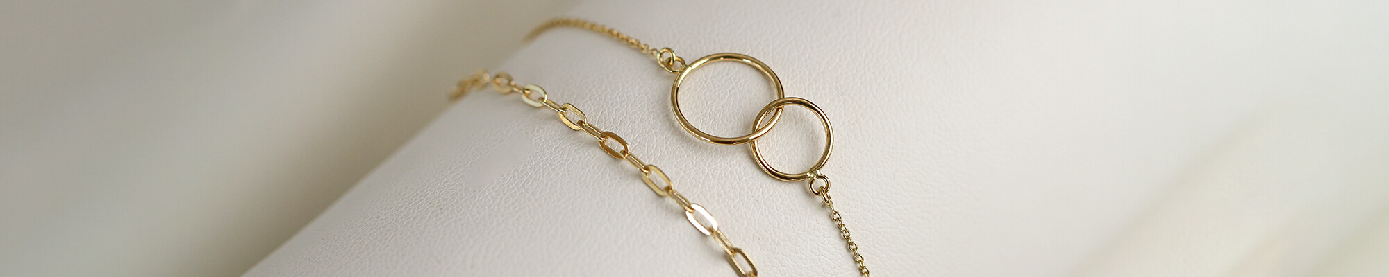 Top 10 Golden Bracelets