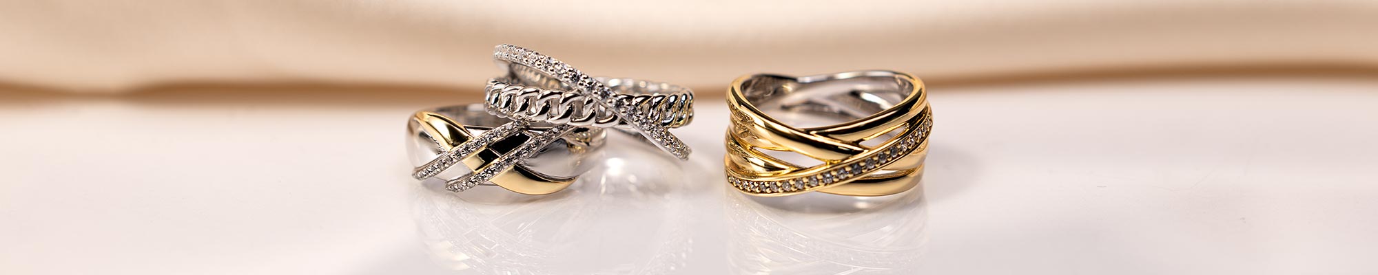 Crossover Rings