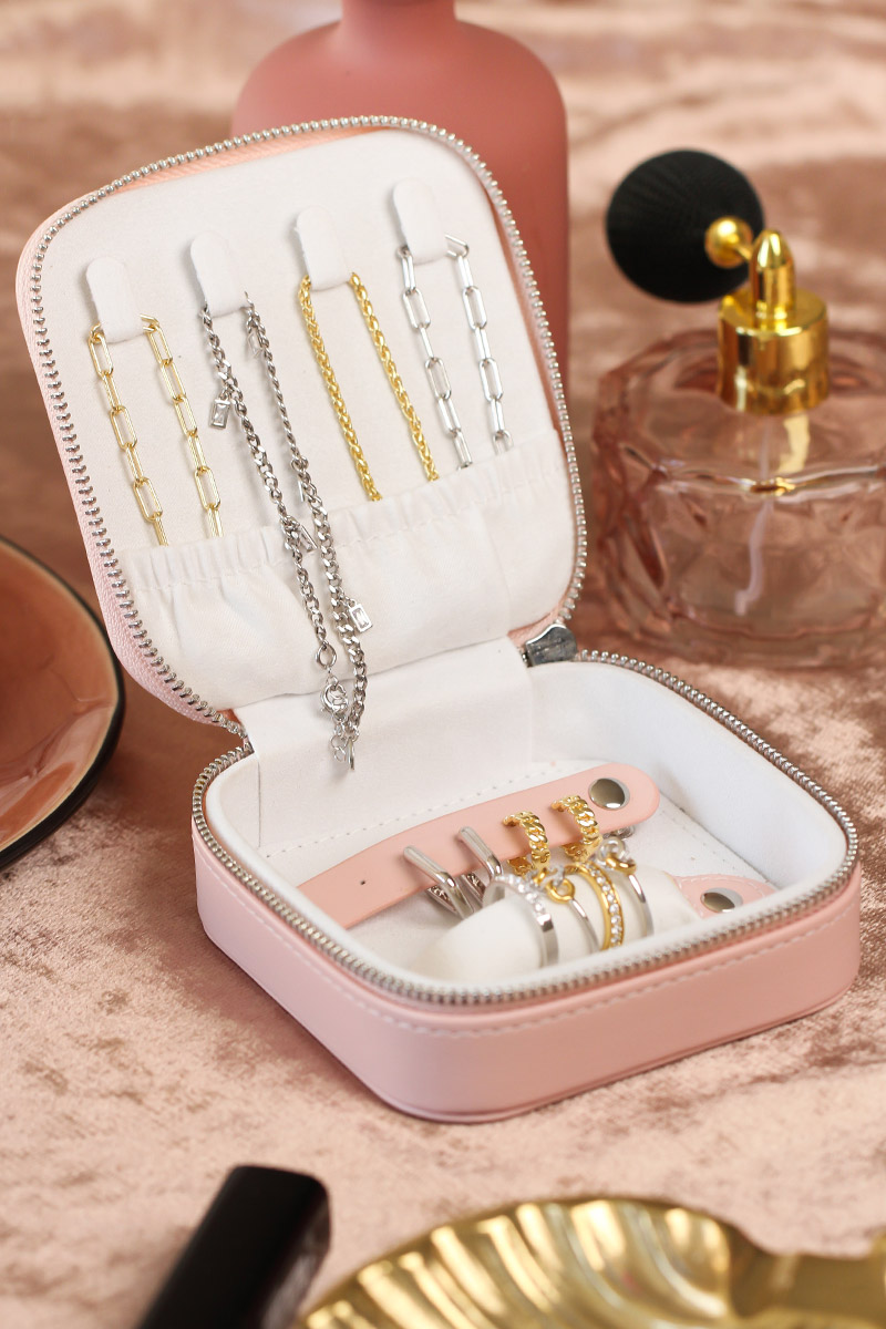 Luxury pink ZINZI jewellery box for travel
