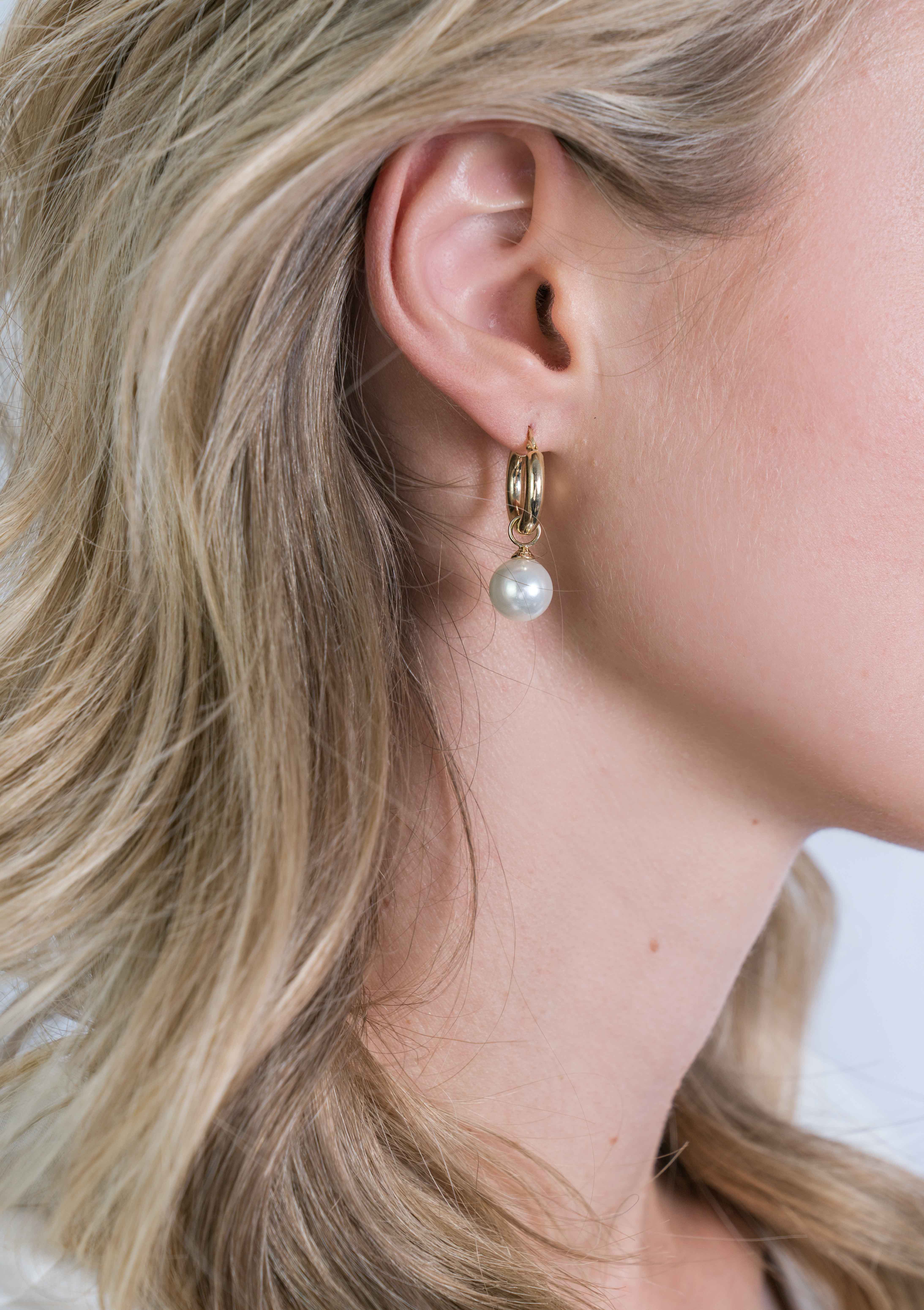 ZINZI 14K Gold Earrings Pendants Pearl White 8mm ZGCH144 (excl. hoop earrings)