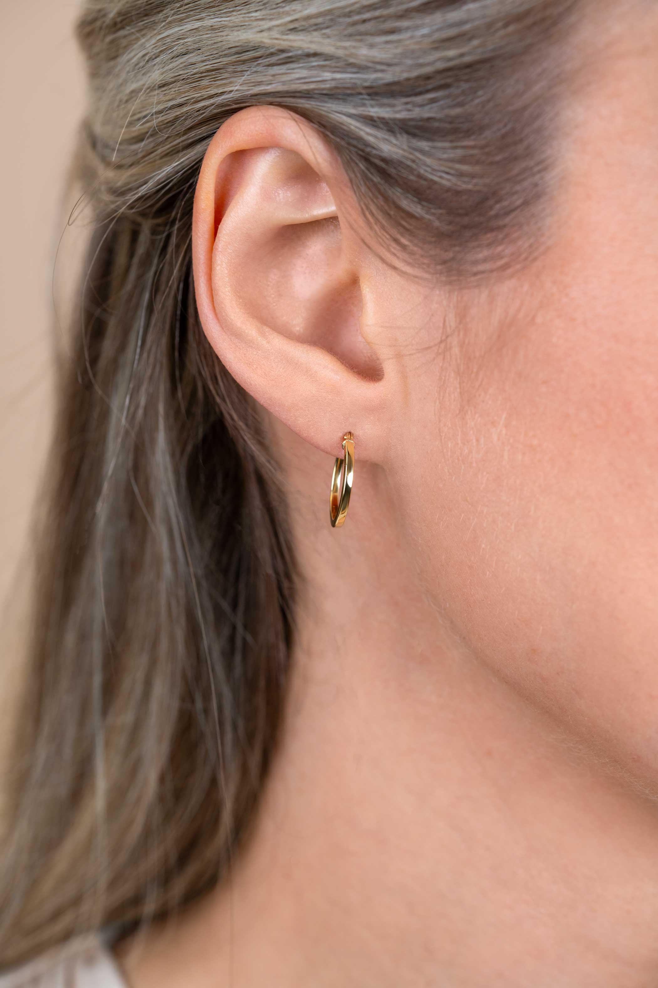 ZINZI 14K Gold Hoop Earrings Square Tube 15 x 1,5mm ZGO305