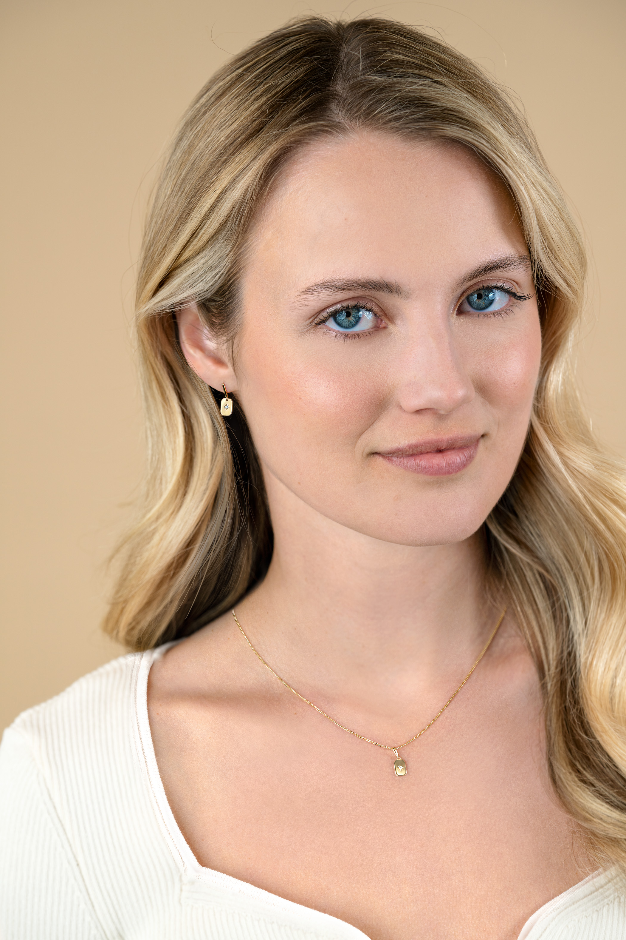 14mm ZINZI Gold 14K gold pendant with rectangular plate and star setting white zirconia ZGH510 (without necklace)