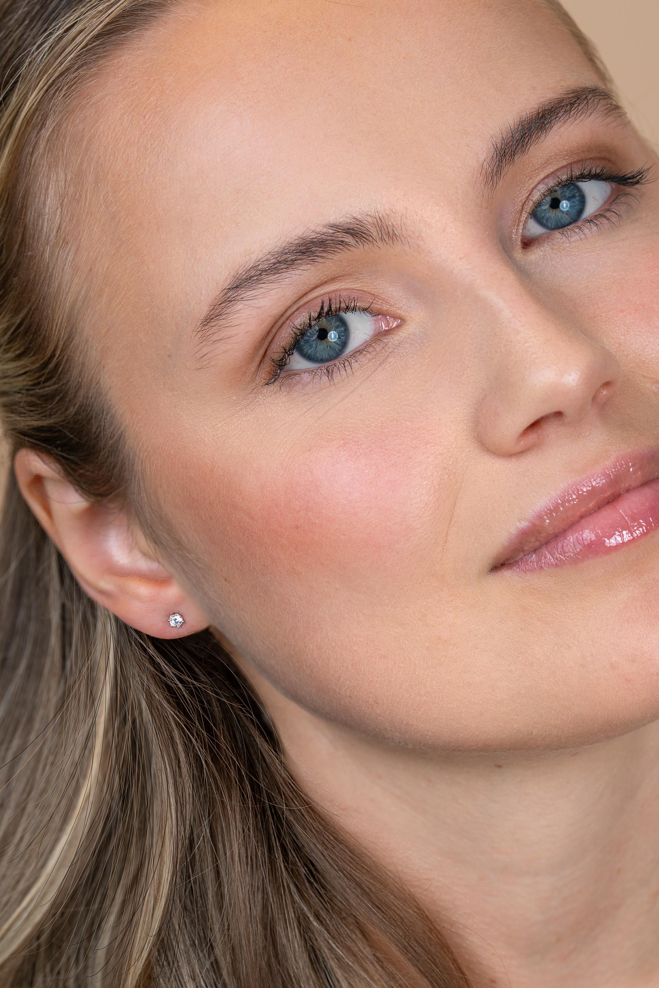 ZINZI GOLD oorknopjes zirc. in zespootchaton 2.5mm