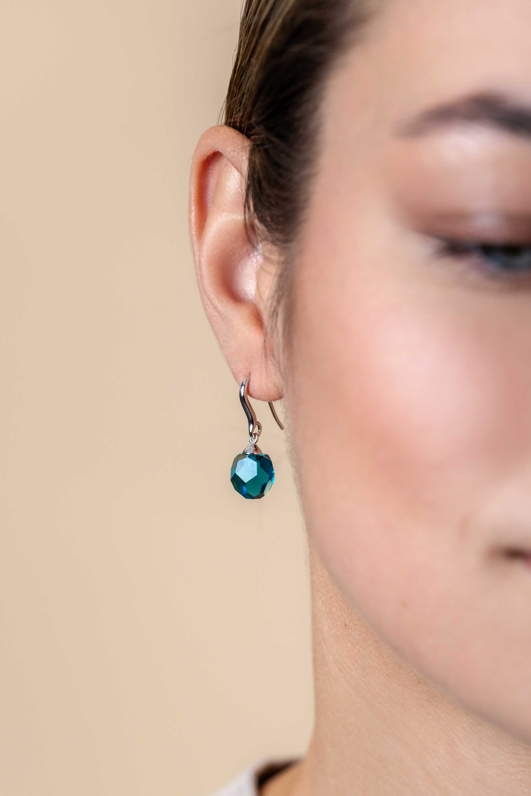 27mm ZINZI silver earrings with blue bead 10mm ZIO266B
