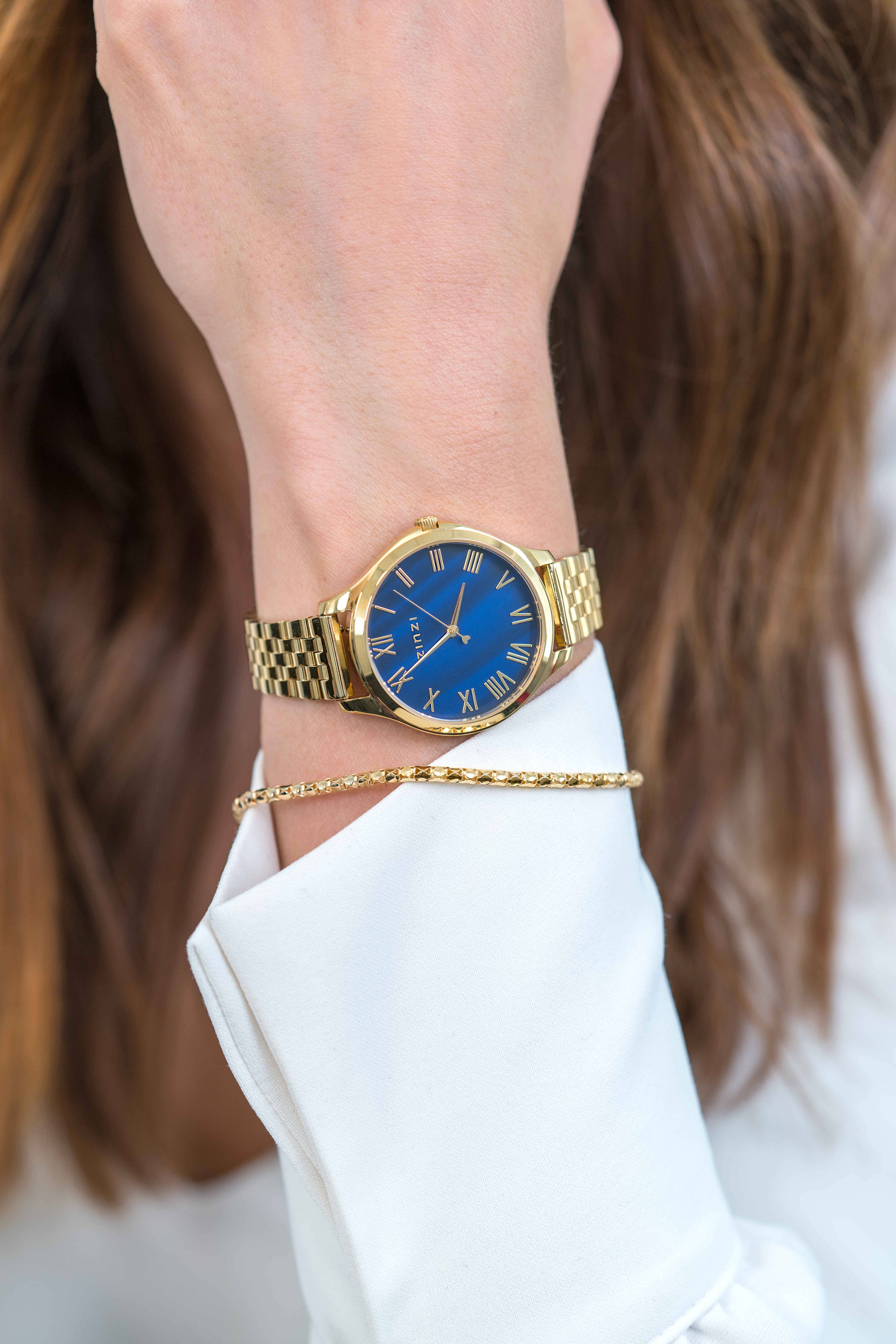 ZINZI Watch JULIA 34mm Dark Blue Mother-of-Pearl Dial Roman Figures Gold Colored Stainless Steel Case and Strap ZIW1147
