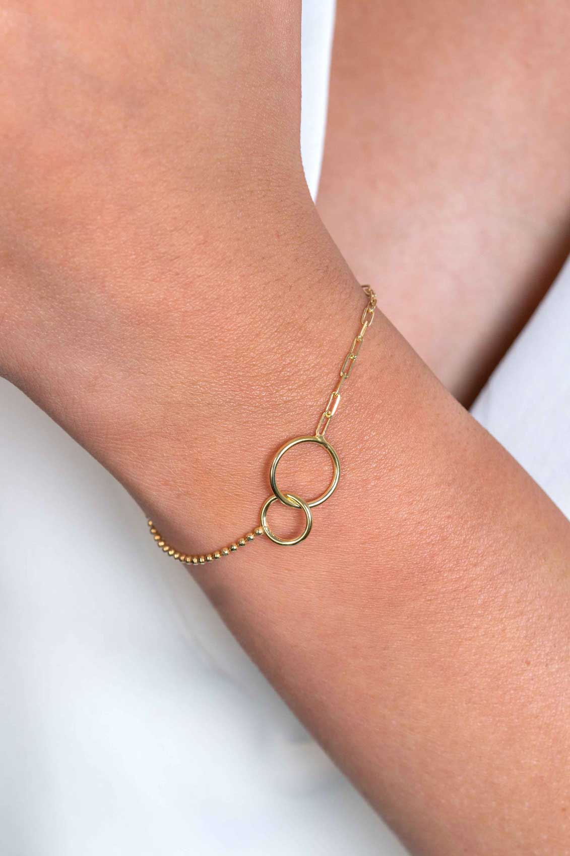 ZINZI Gold Plated Sterling Silver Bracelet with Paperclip and Bead Chain Connected by 2 Open Circles 17-20cm ZIA2342G