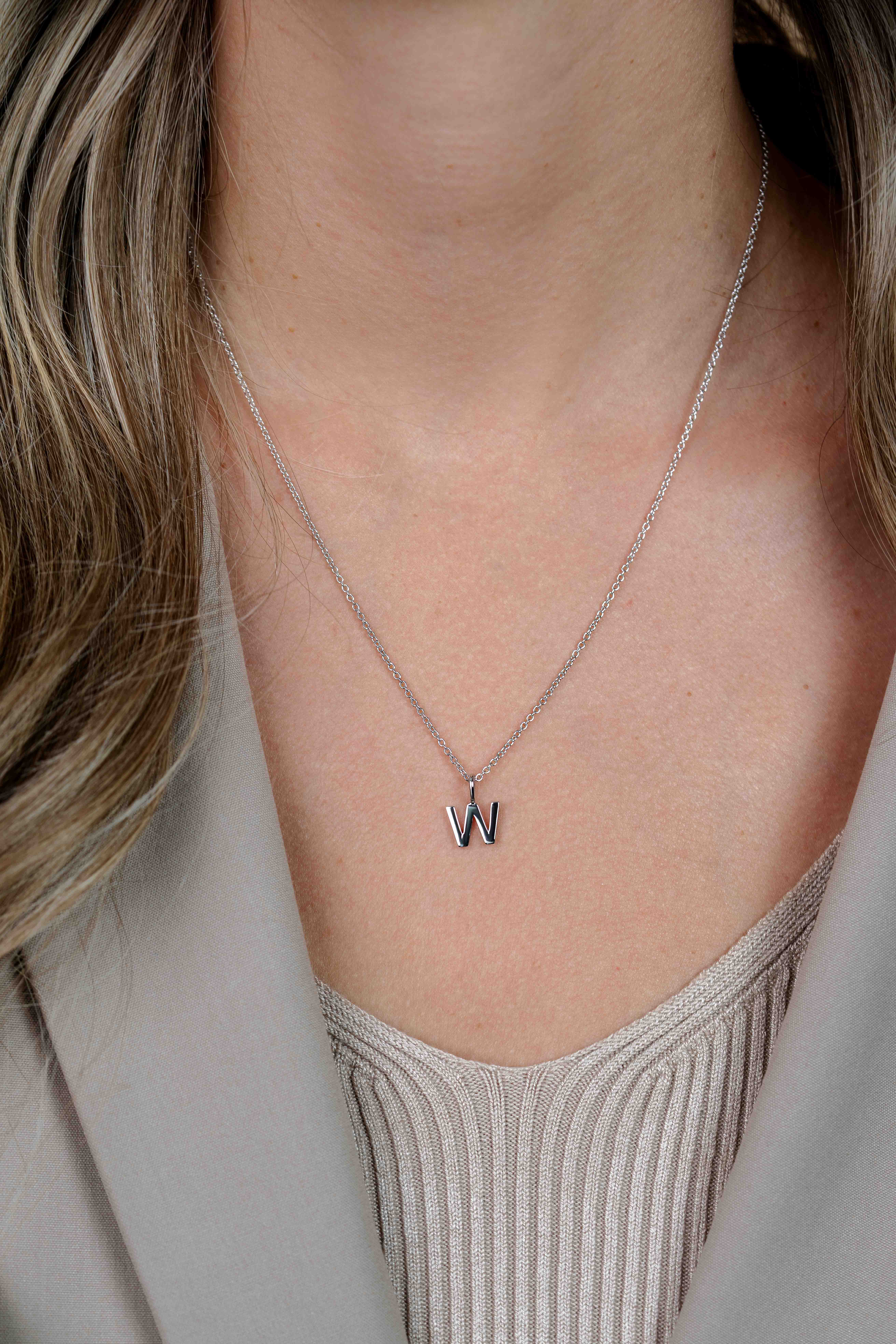 ZINZI Sterling Silver Letter Pendant W ZIH2140W