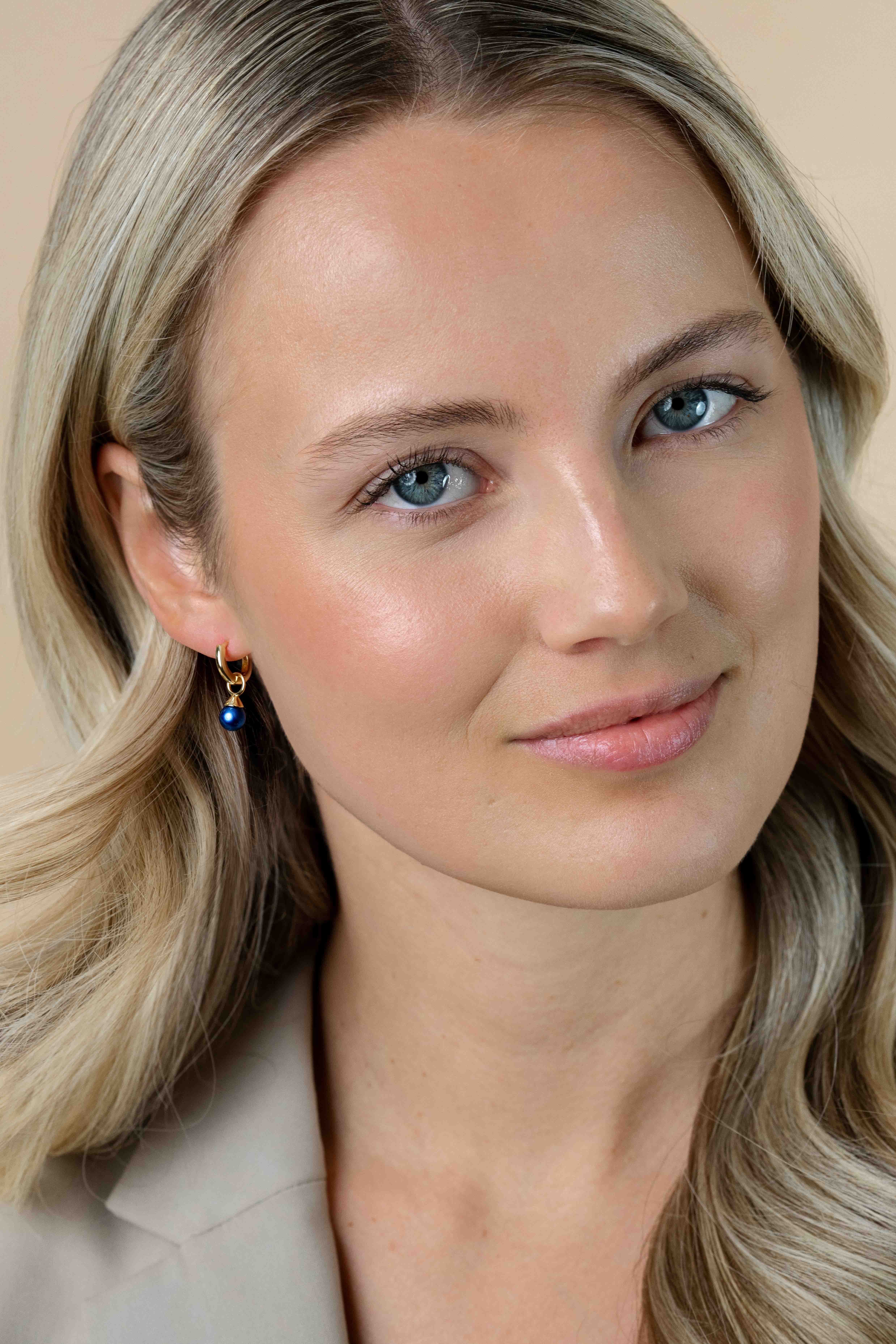 ZINZI Gold Plated Sterling Silver Earrings Pendants Pearls Blue ZICH1749BG (excl. hoop earrings)