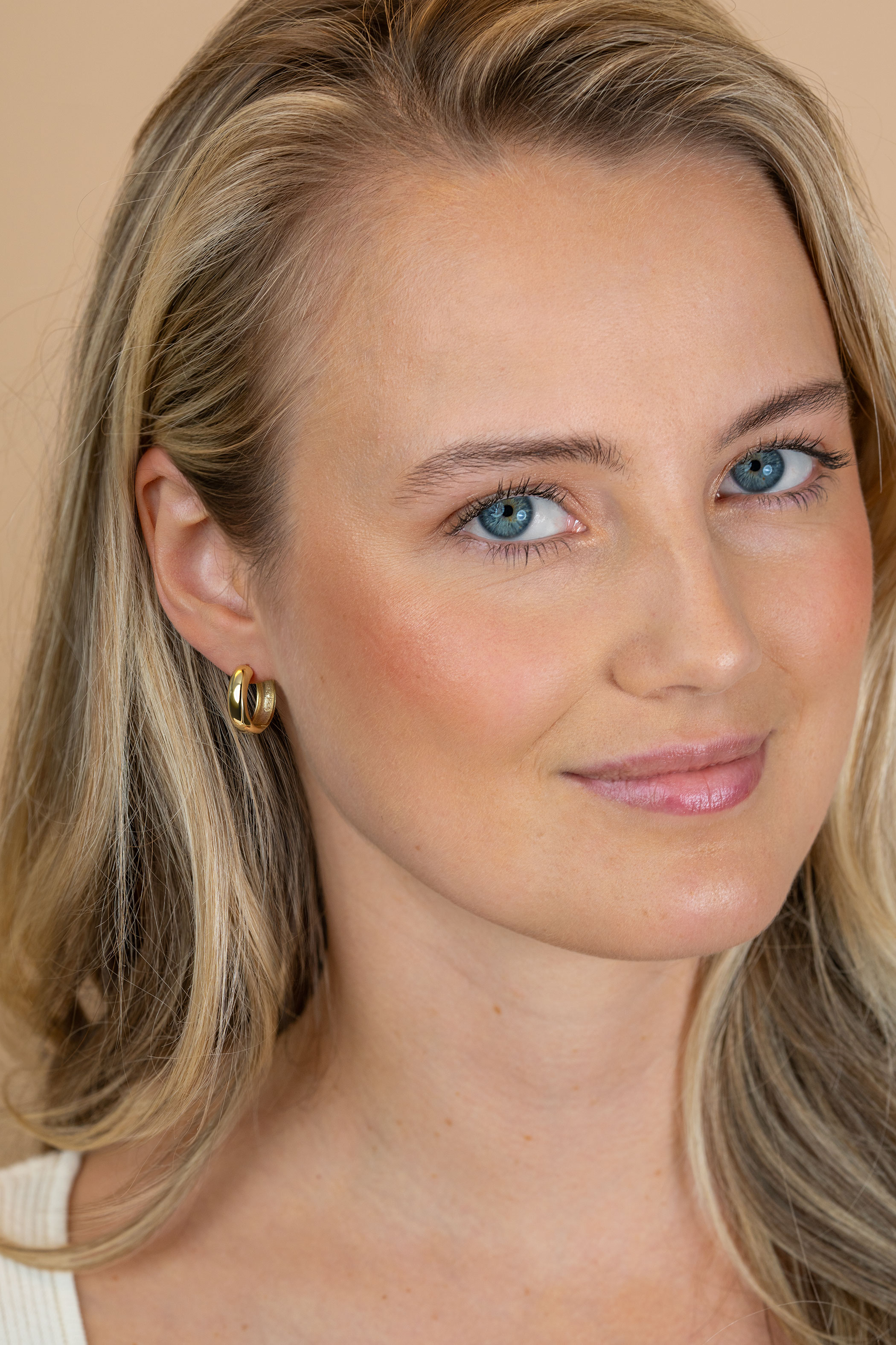 ZINZI zlv. klapcreolen gg.verg. half rond 17.0x5.0mm