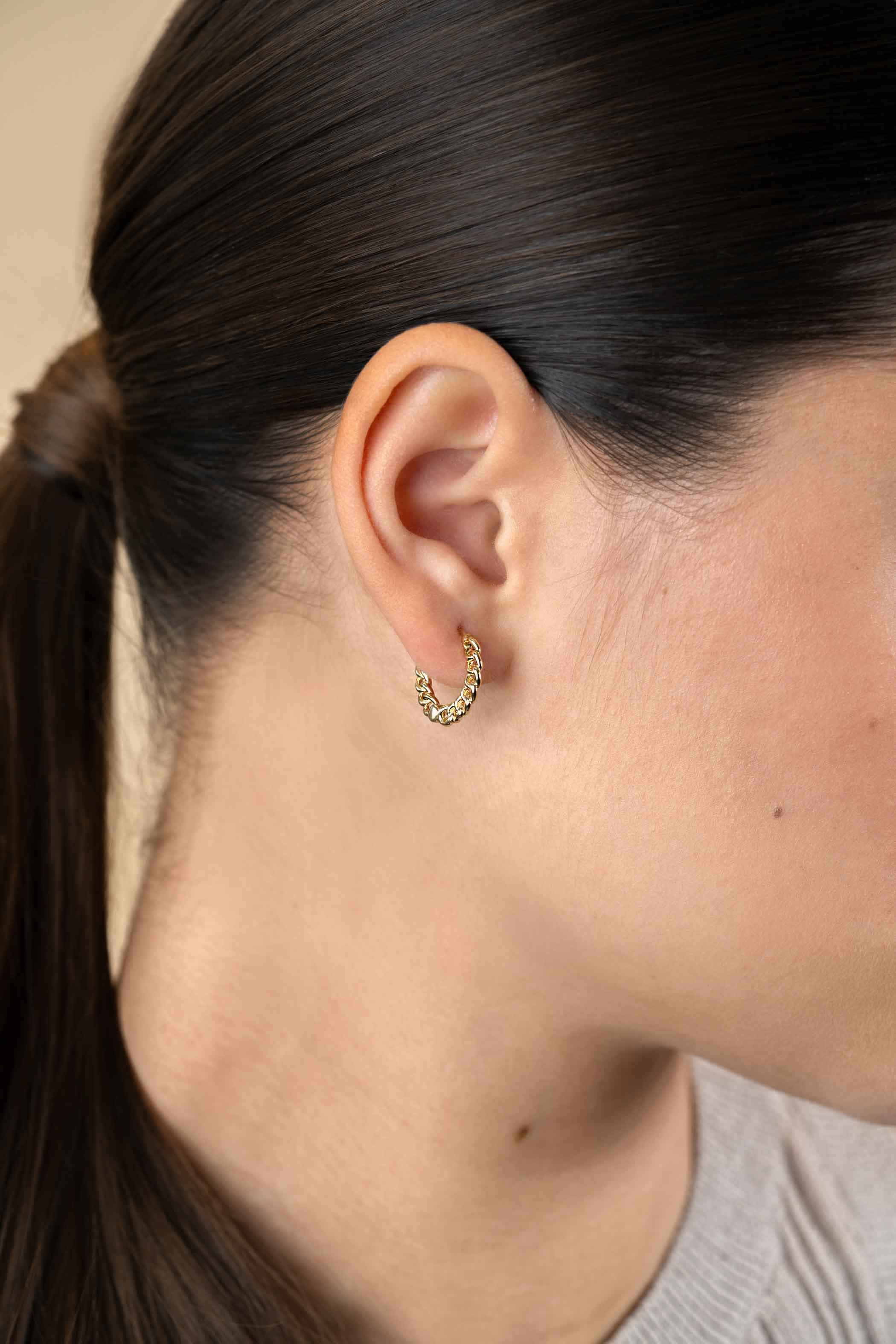 17mm ZINZI Gold Plated Sterling Silver Hoop Earrings Curb Chain from the side width 2mm ZIO1414G