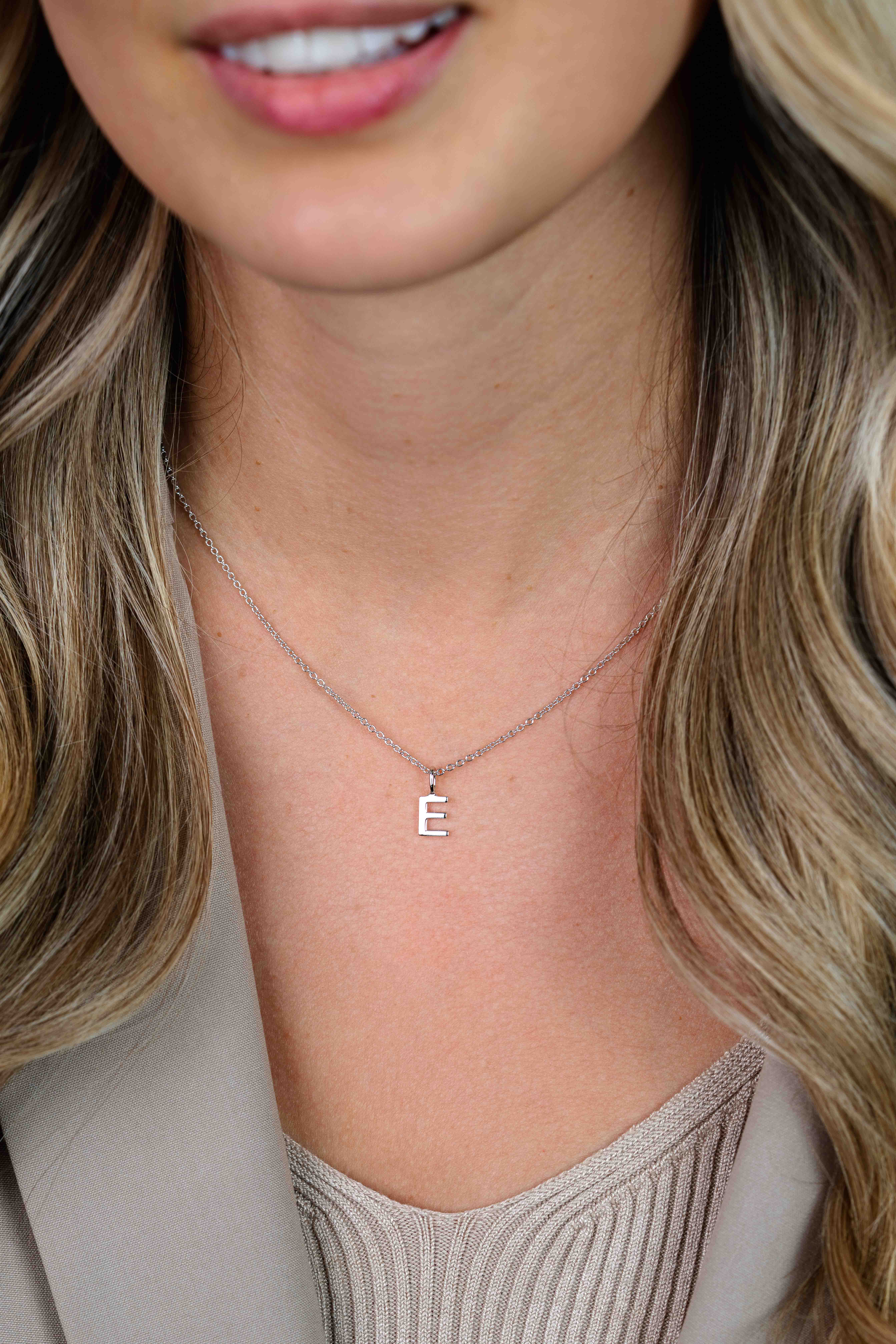 ZINZI Sterling Silver Letter Pendant E ZIH2140E