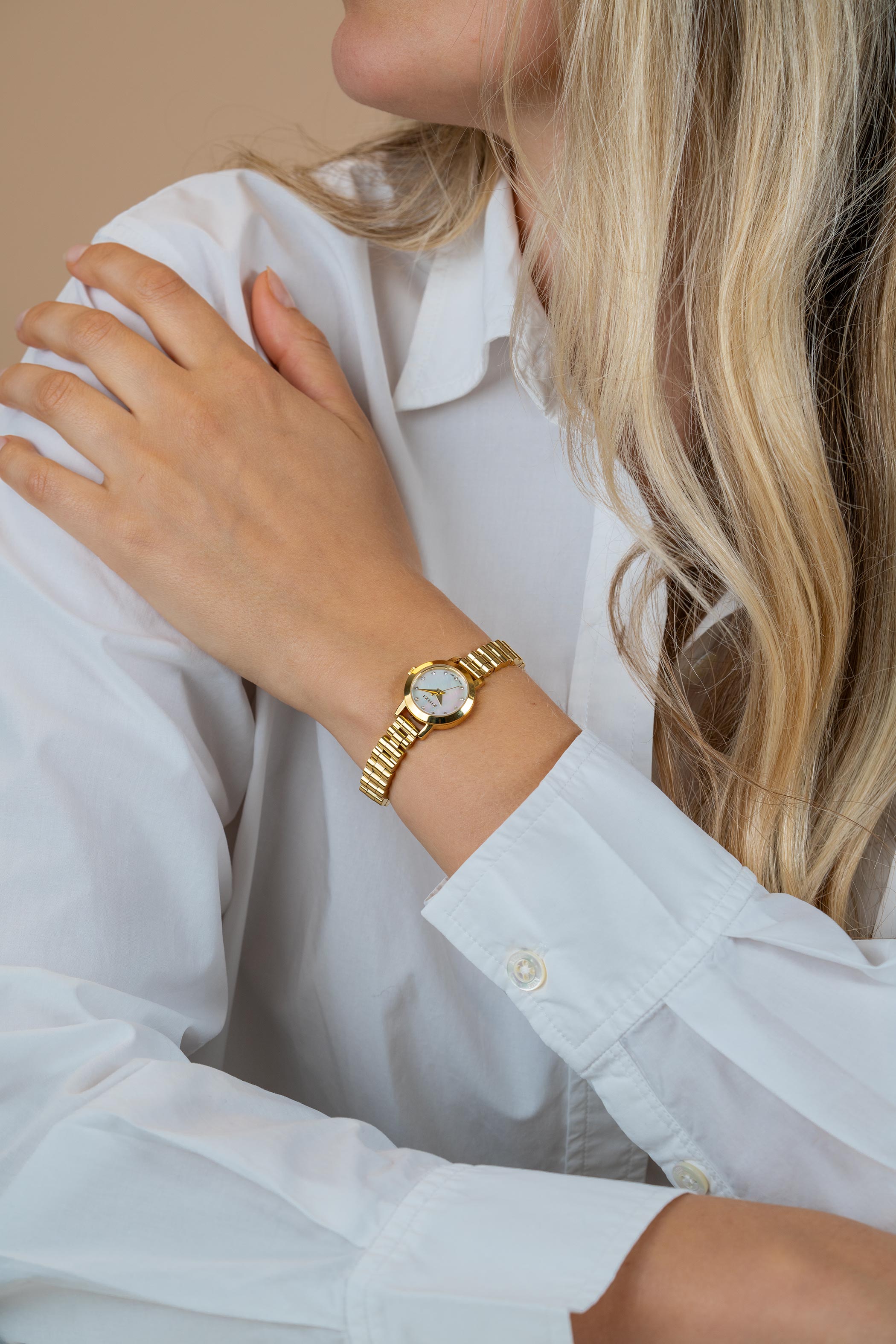 ZINZI Etoile Nuit Watch 20mm White Mother-of-Pearl Dial Gold Colored Stainless Steel Case and Strap Japanese movement ZIW3134