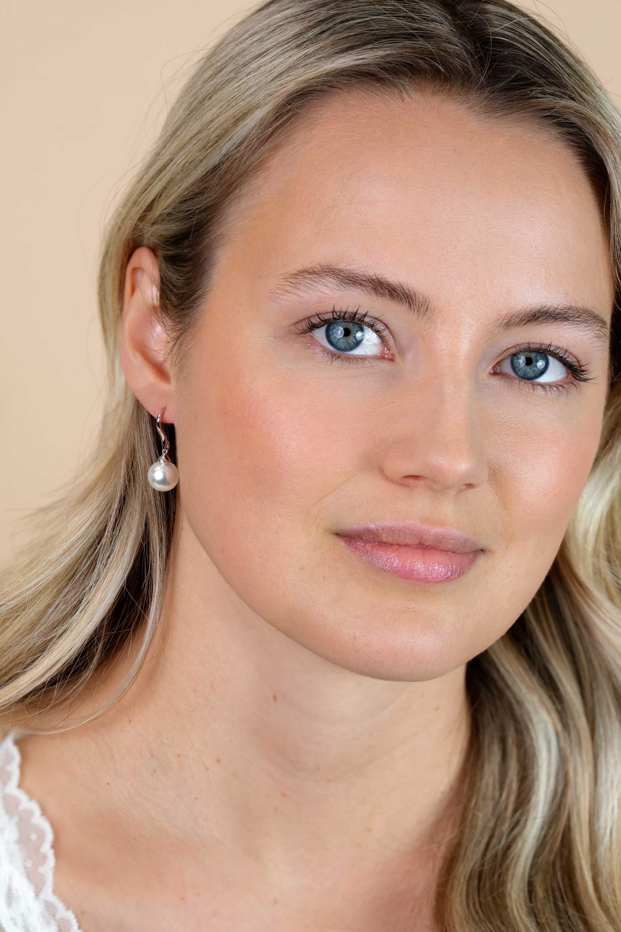 ZINZI Sterling Silver Drop Earrings Pearl White ZIO266