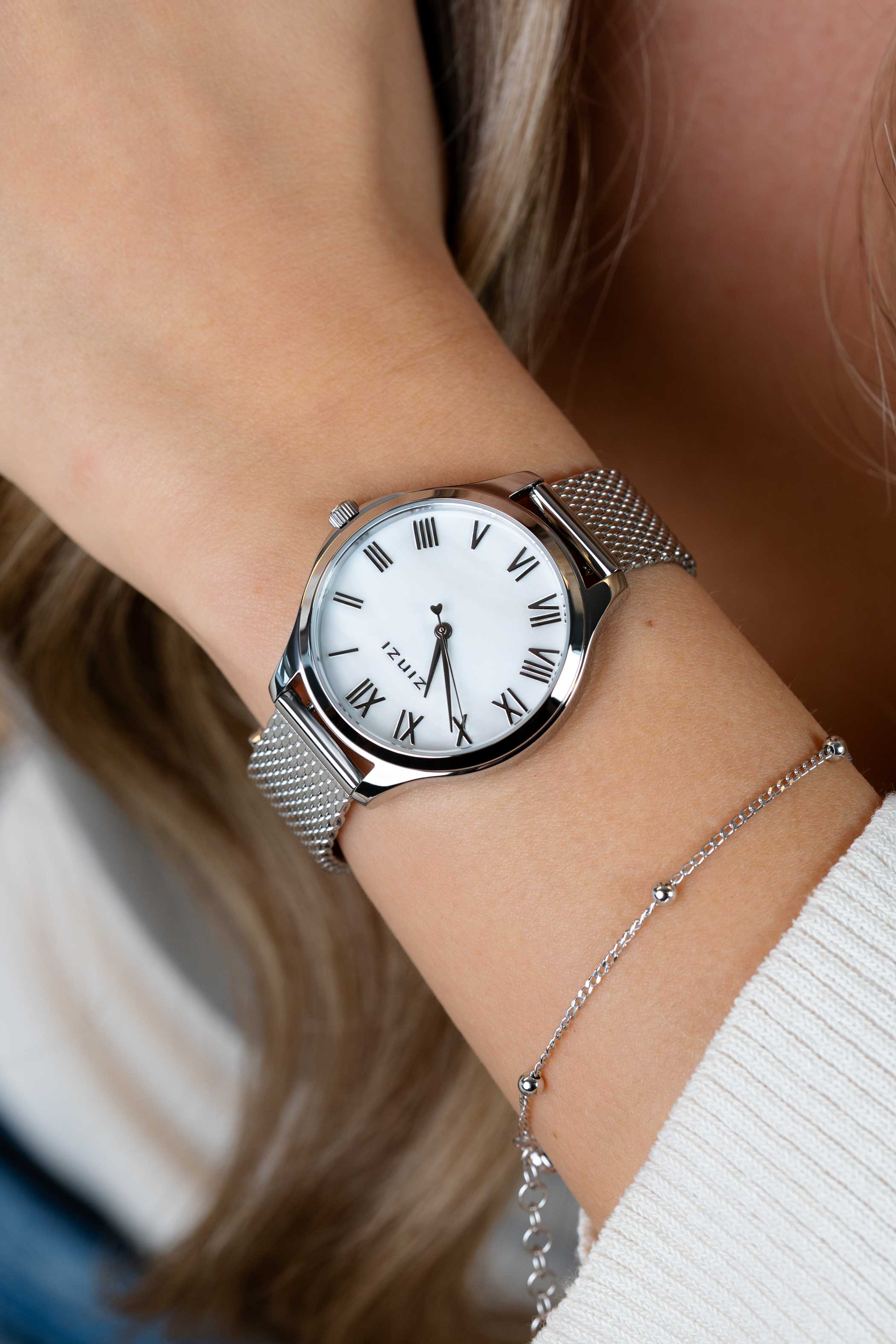 ZINZI Watch JULIA 34mm White Mother-of-Pearl Dial Roman Figures Stainless Steel Case and Mesh Strap ZIW1117M