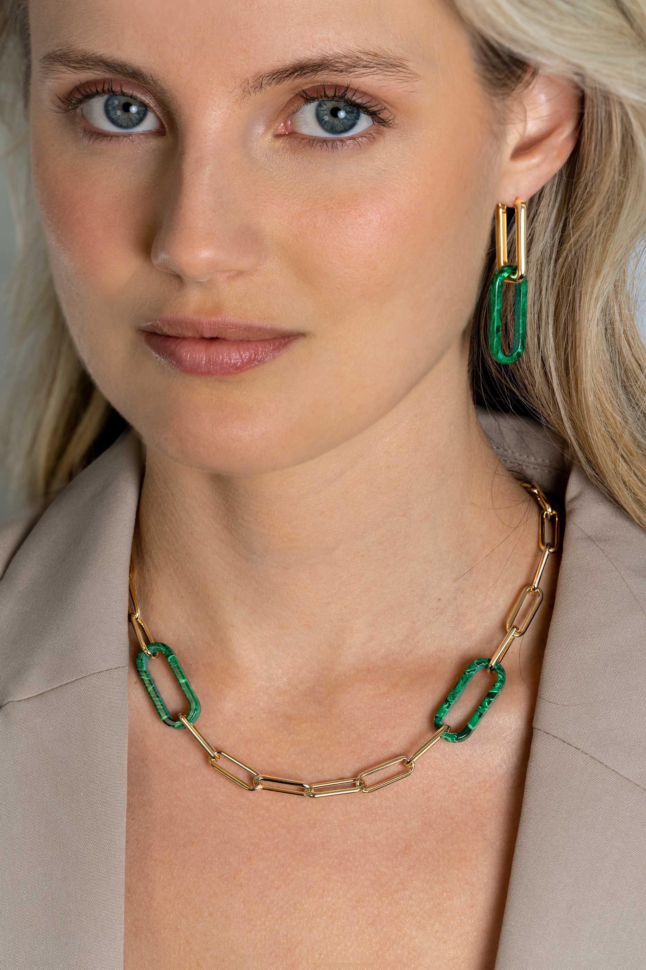 30mm ZINZI Large Oval Earrings Pendants in Trendy Malachite Green ZICH2456G (excl. hoop earrings)