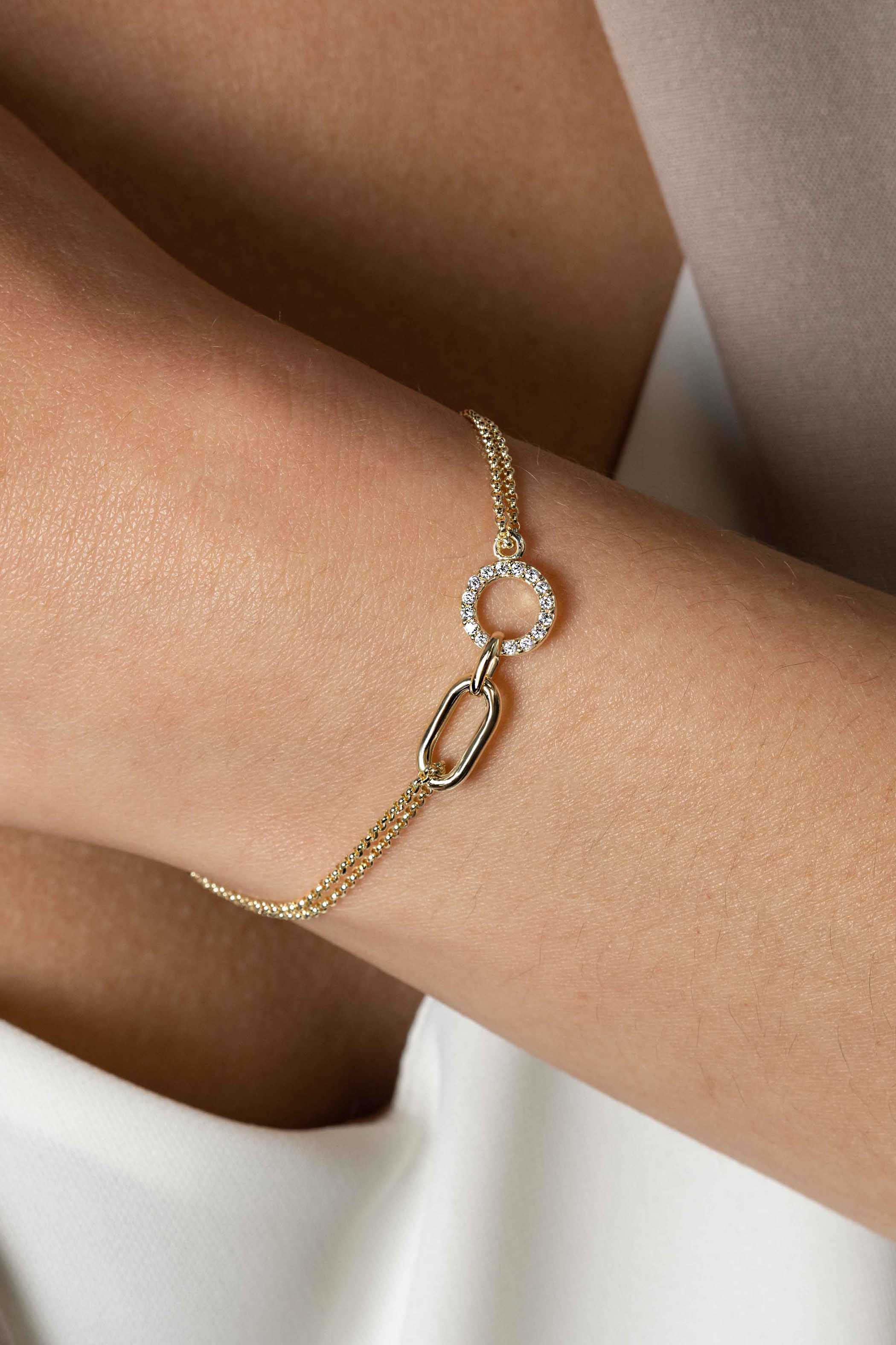 ZINZI Gold Plated Sterling Silver Multi-look Bracelet with 2 Chains Connected to an Oval Chain and Open Circle Set with White Zirconias 17-20cm ZIA2463Y