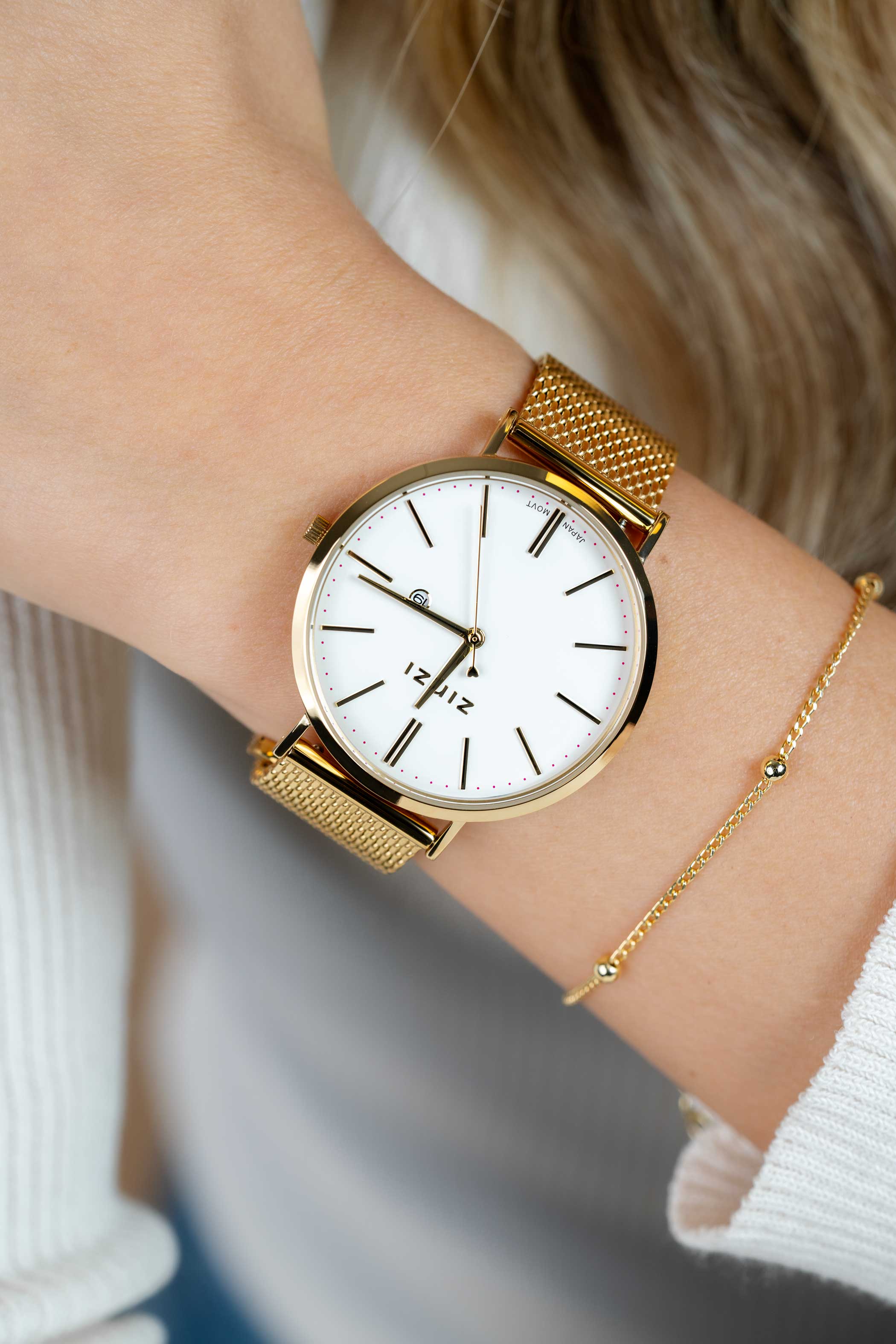 ZINZI Retro Watch White Dial Gold Colored Stainless Steel Case and Mesh Strap 38mm  ZIW407M