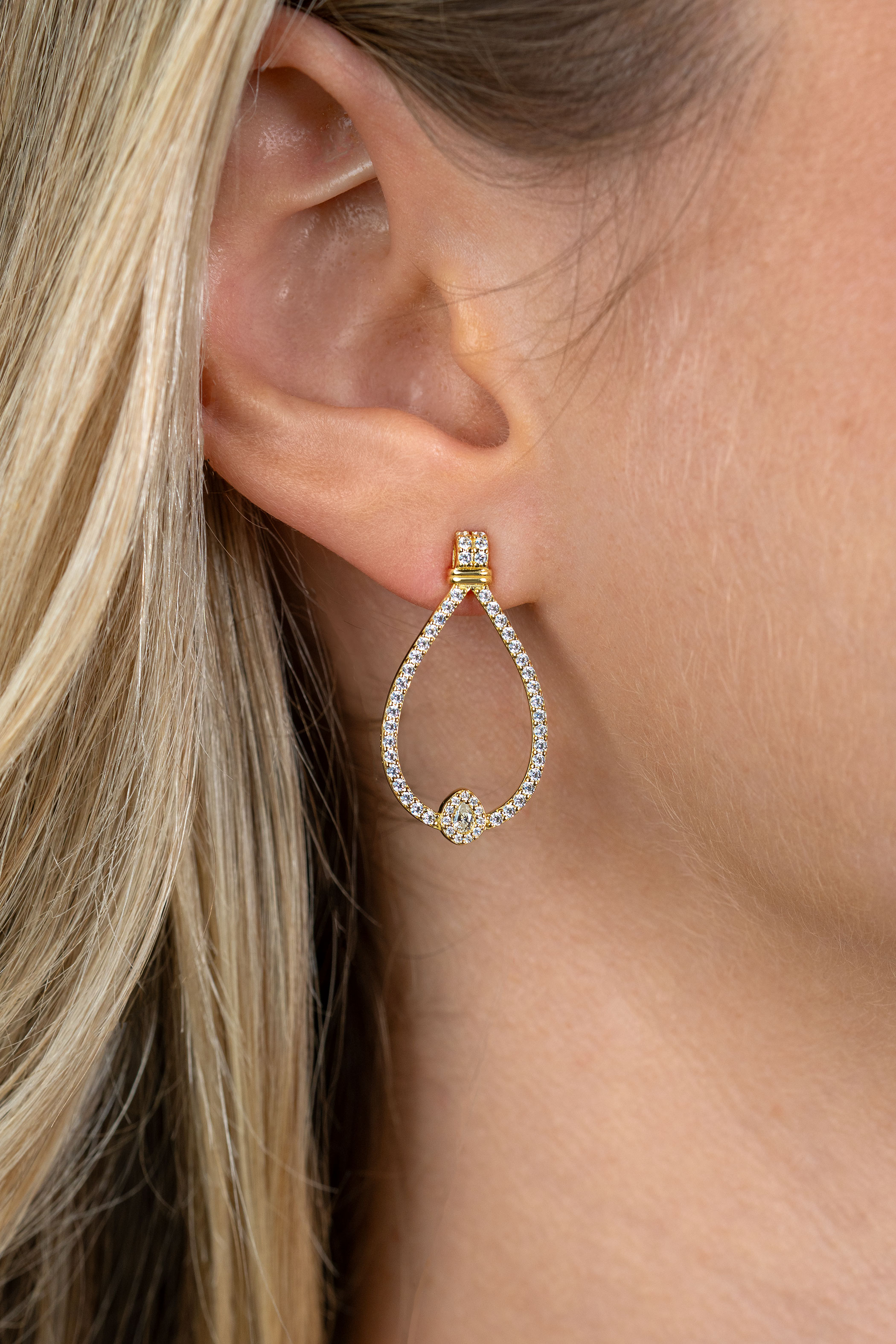 ZINZI zlv. oorstekers gg.verg. ovaal open zirconia's