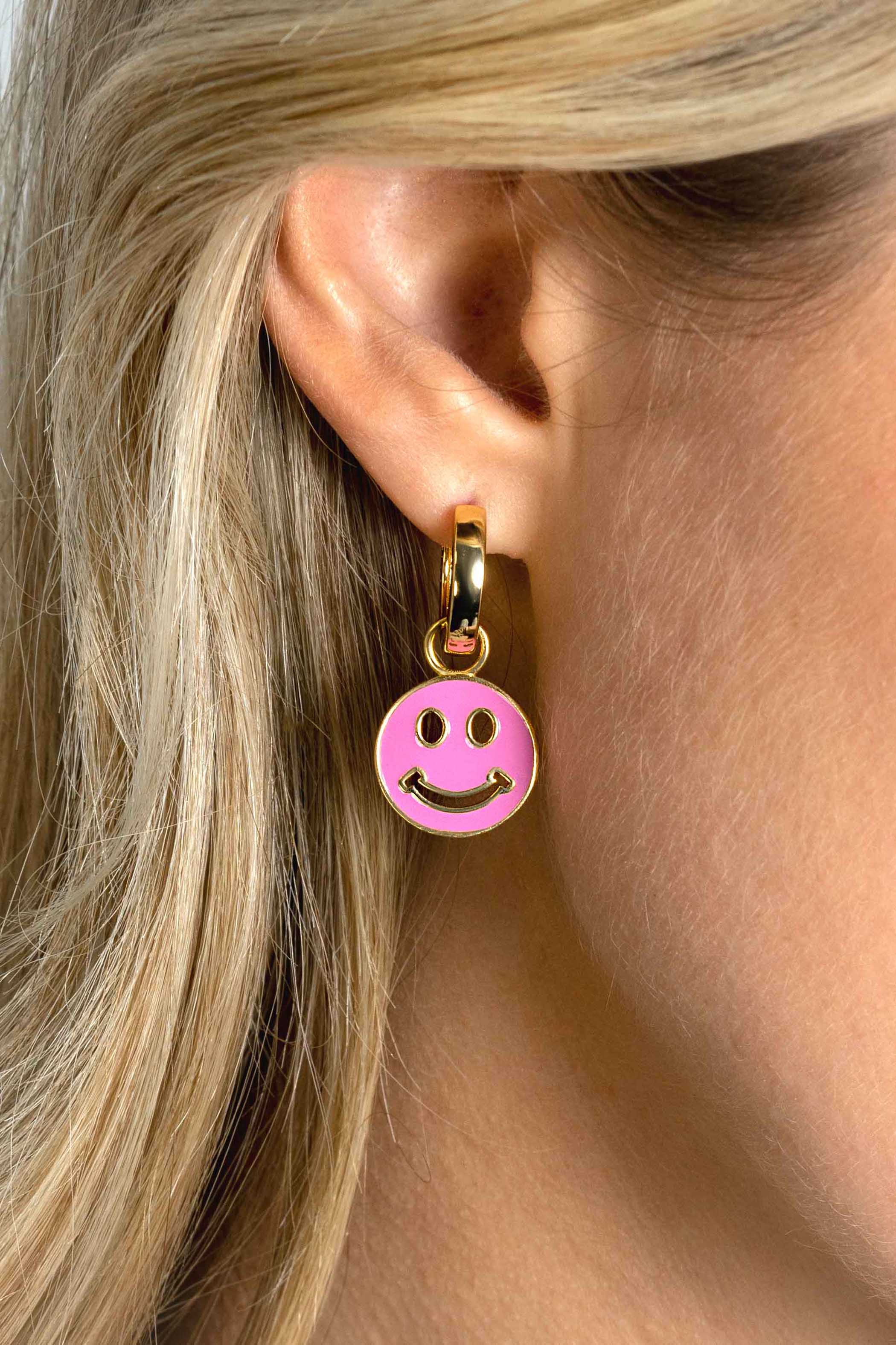 15mm ZINZI Gold Plated Sterling Silver Earrings Pendants Round Smiley in Trendy Pink Enamel ZICH2313R (excl. hoop earrings)