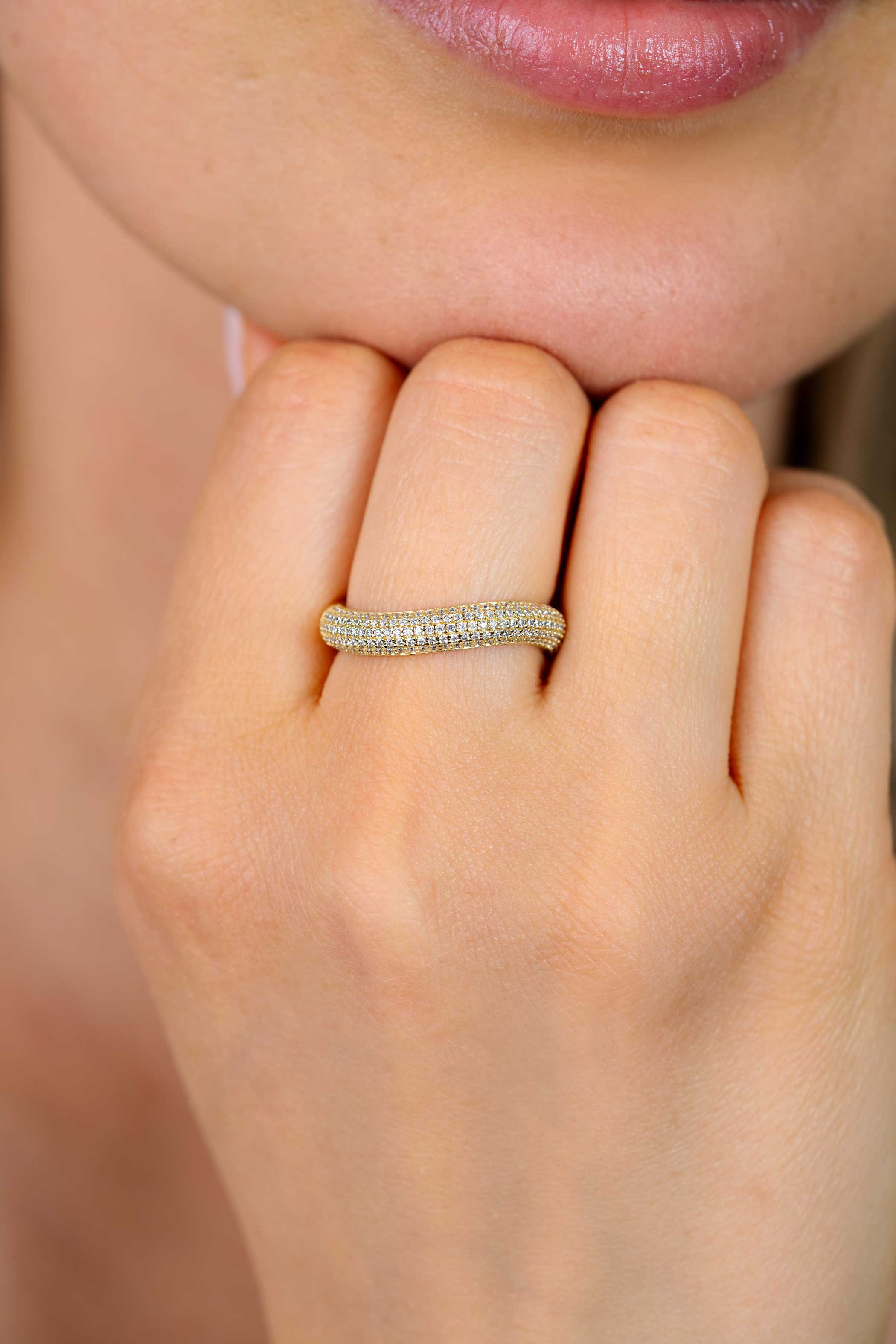 ZINZI zlv. ring gg.verg.golfvorm zirc.pave gezet mt.62