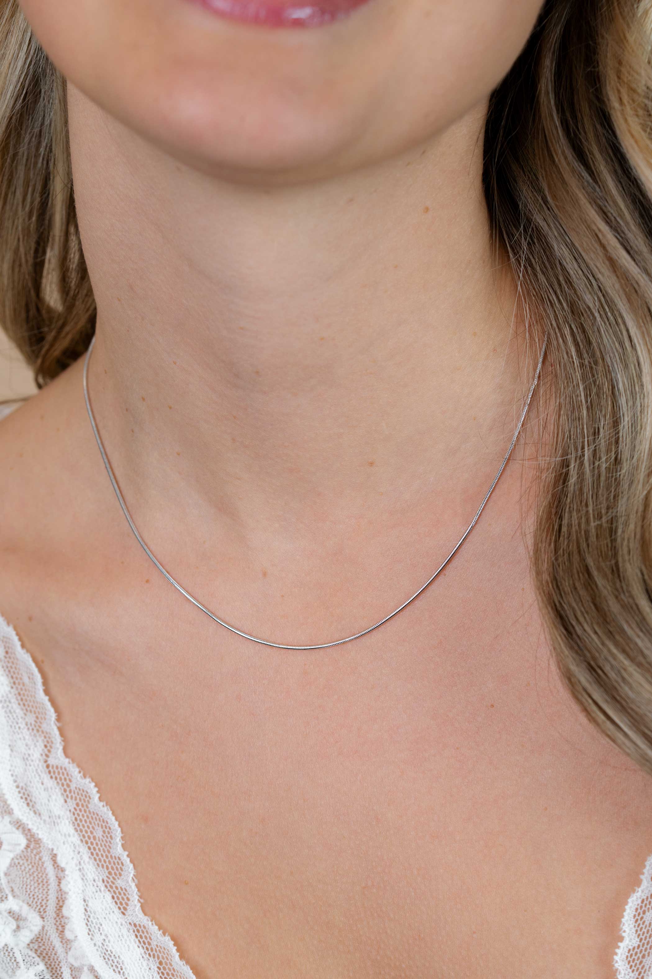 ZINZI Sterling Silver Snake Necklace 1mm width 42cm ZISL42