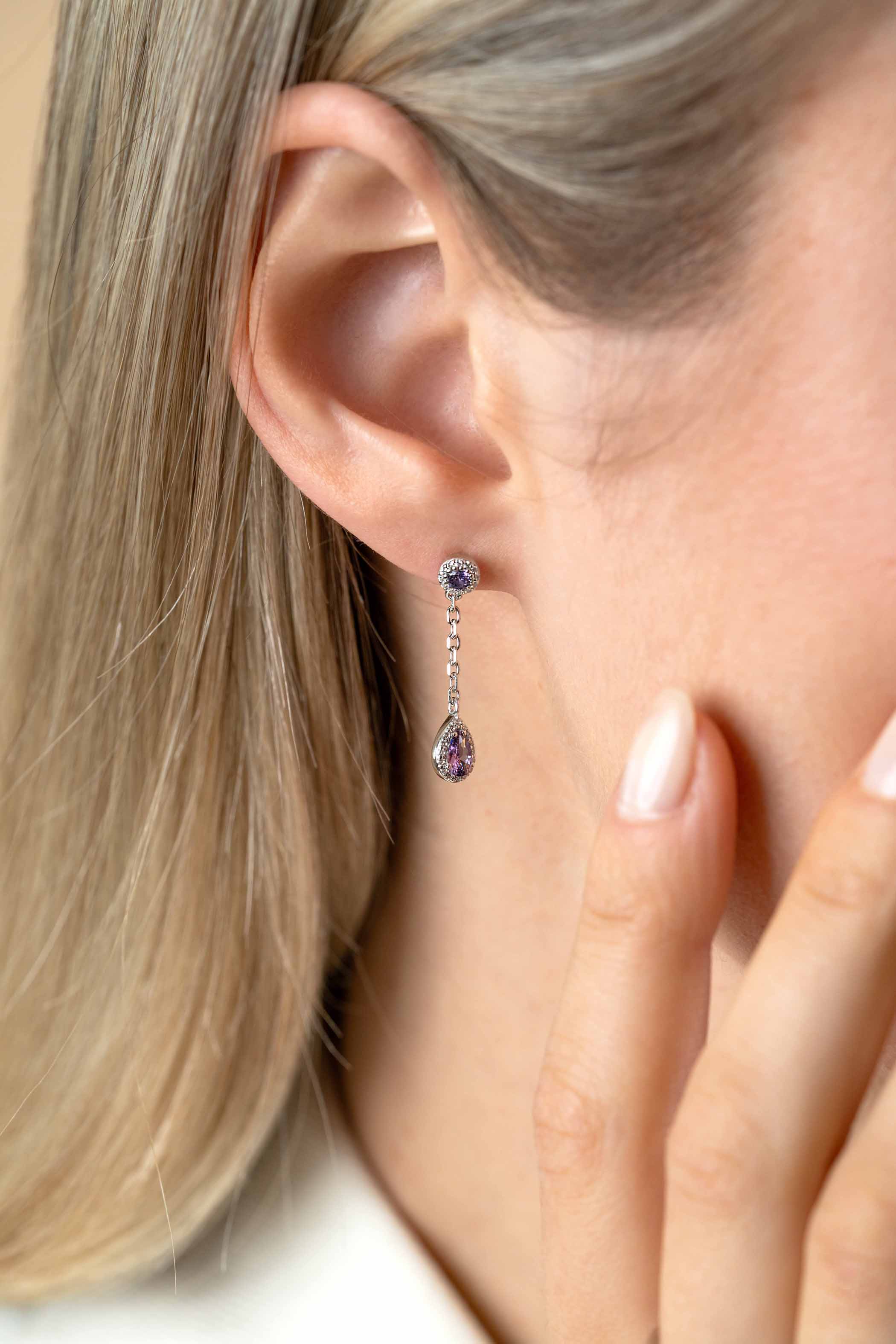 25mm ZINZI Sterling Silver Stud Earrings with White Zirconias, Chain and Dangling Purple Color Stone ZIO2561