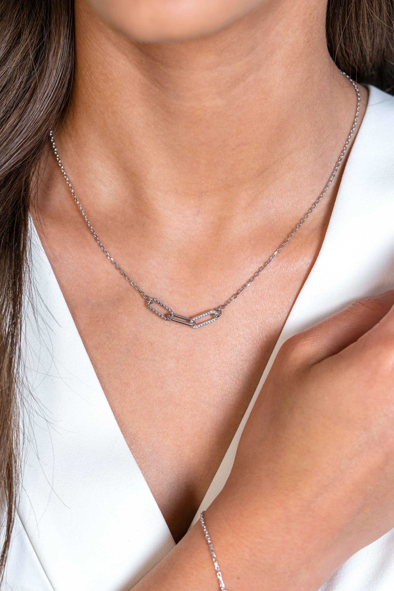 "ZINZI Sterling Silver Chain Necklace with 3 larger Paperclip Chains