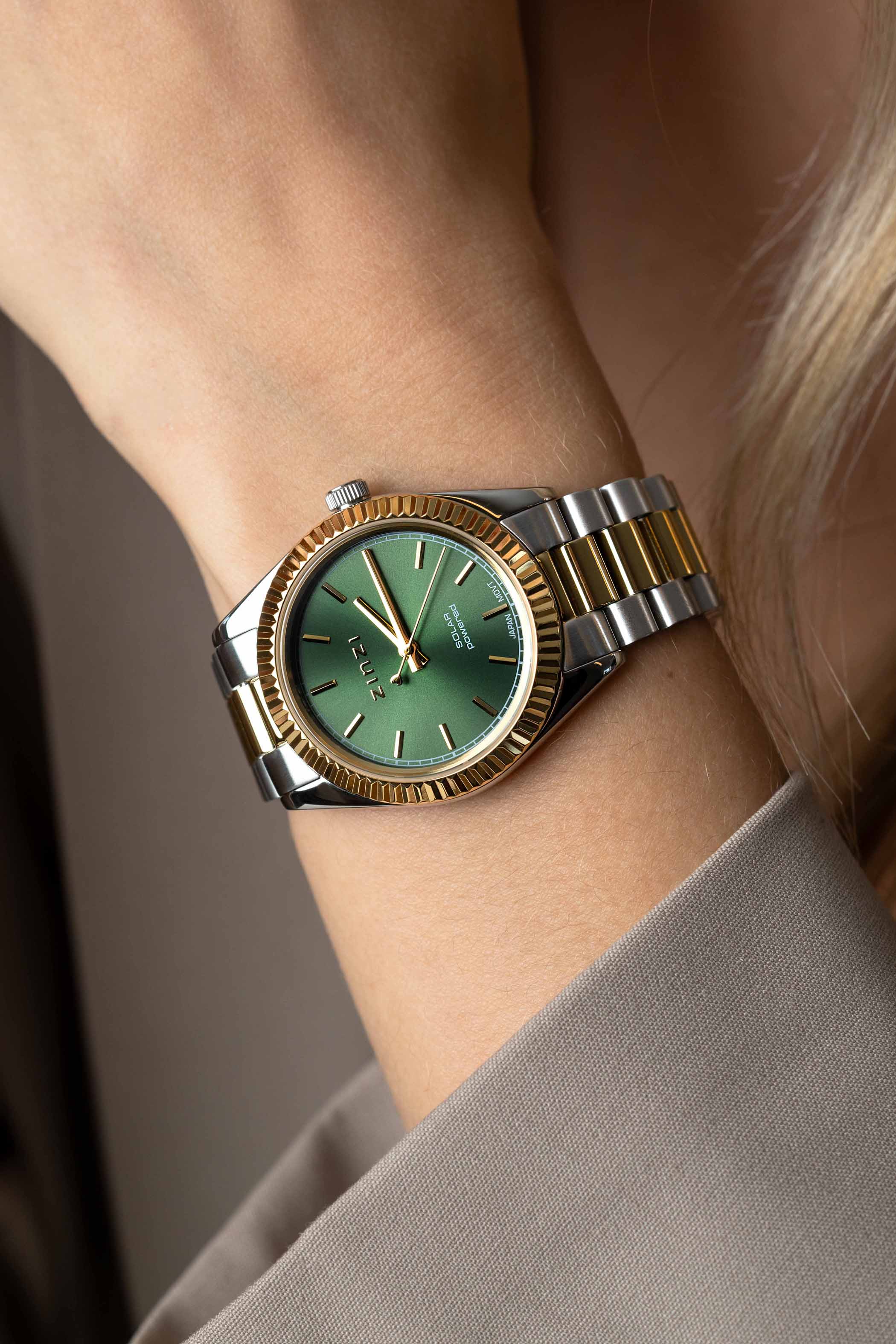 ZINZI Solaris Watch 35mm Green Dial Bicolor Case and Chain Strap (works on sun- and artificial light) ZIW2135