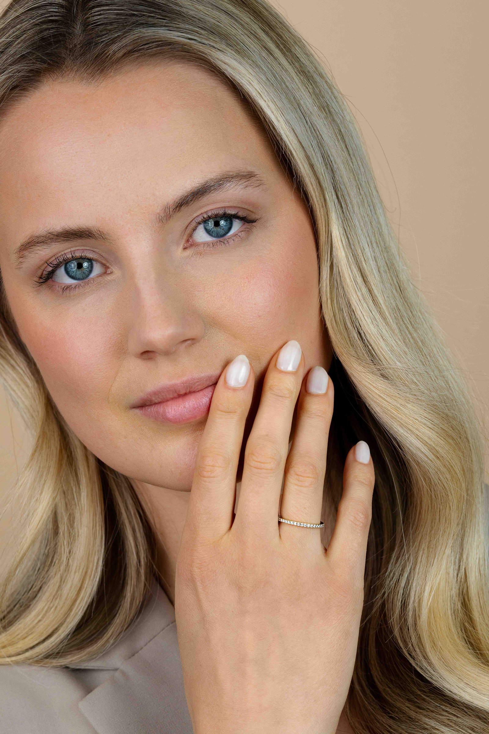 ZINZI zlv. aanschuif rijring gg.veg.zirconia's mt.62