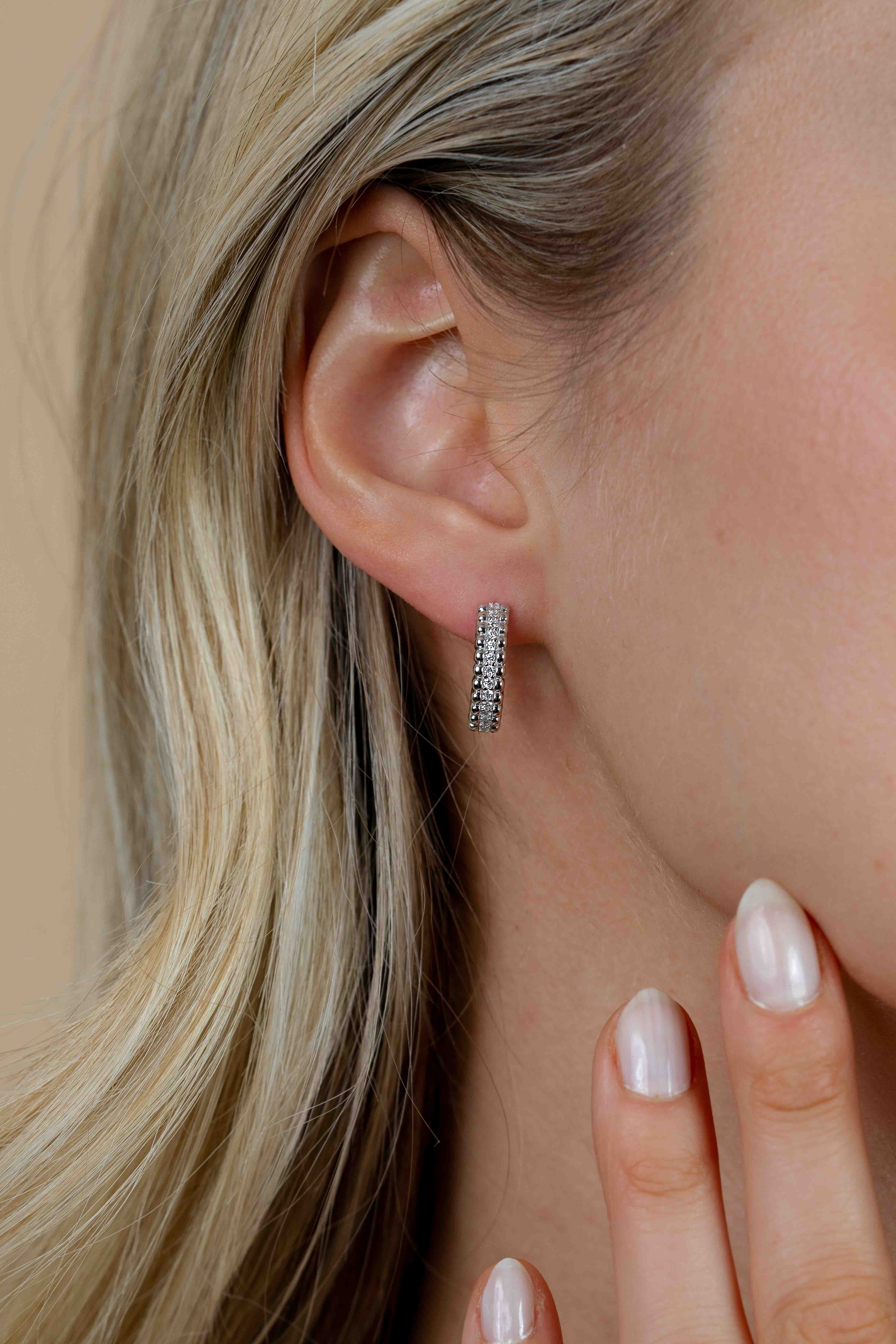 ZINZI zlv. klapcr. buitenranden bolletjes midden zirc.