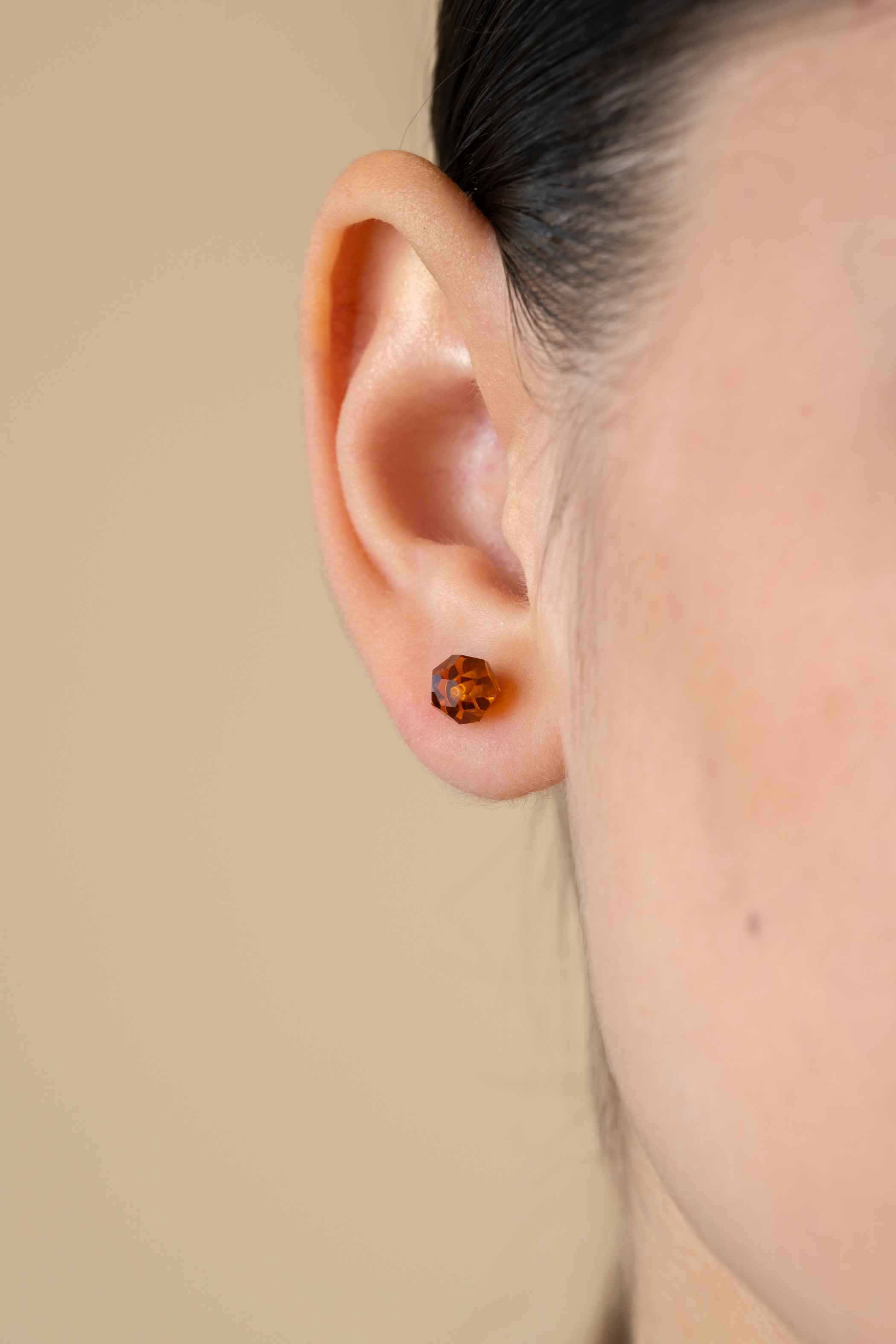 6mm ZINZI Sterling Silver Stud Earrings with Brown Beads ZIO1317BR