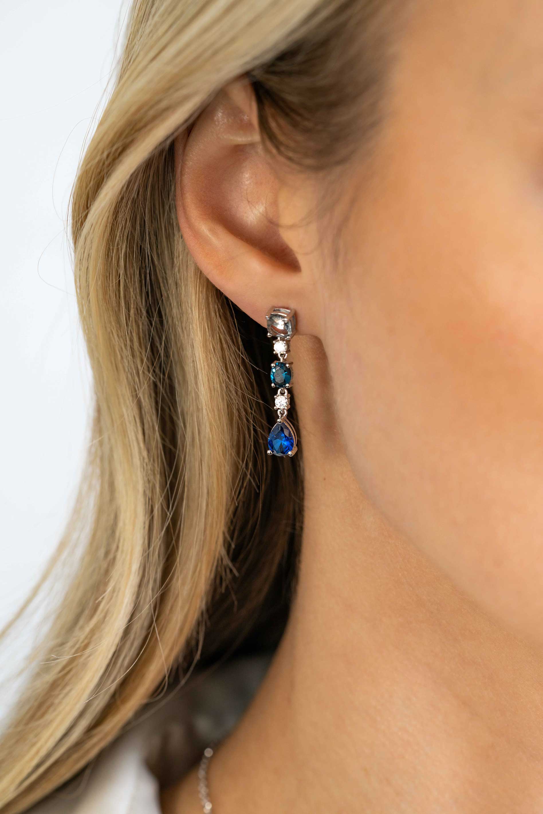 29mm ZINZI Sterling Silver Long Earrings Square, Oval and Drop Blue Color Stones with Small White Zirconias ZIO2397