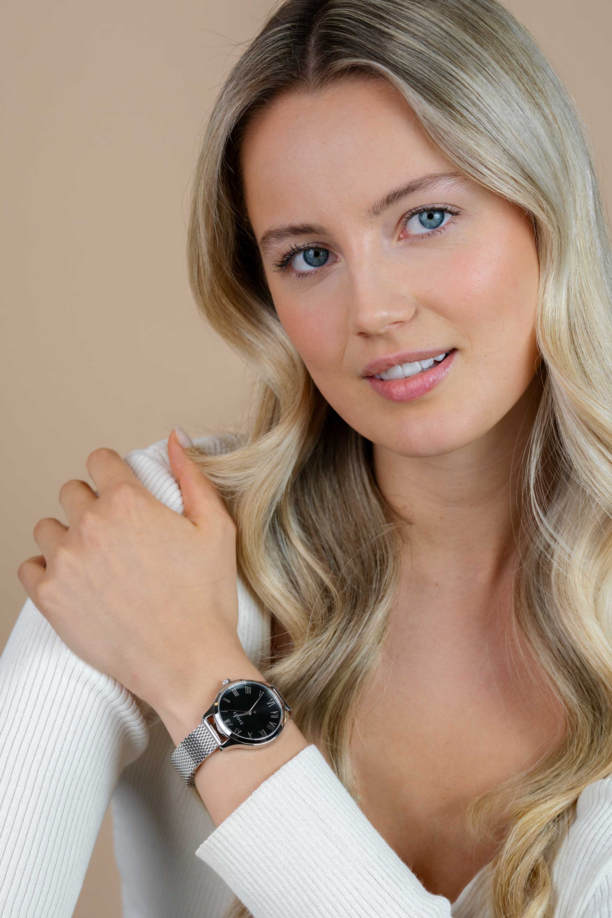 ZINZI Watch JULIA 34mm Black Dial Roman Figures Stainless Steel Case and Mesh Strap ZIW1101M