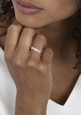 ZINZI zilveren ring baguette rechthoek vierkant wit ZIR2056