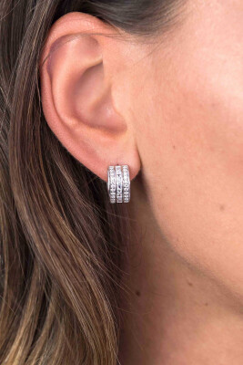 Zinzi zilveren oorringen 14 x 8mm witte zirconia's met luxe klapsluiting ZIO1264
