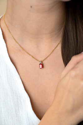 14mm ZINZI Sterling Silver Pendant Rectangular Red Garnet Color Stone and Luxurious Bail ZIH2392R (excl. necklace)