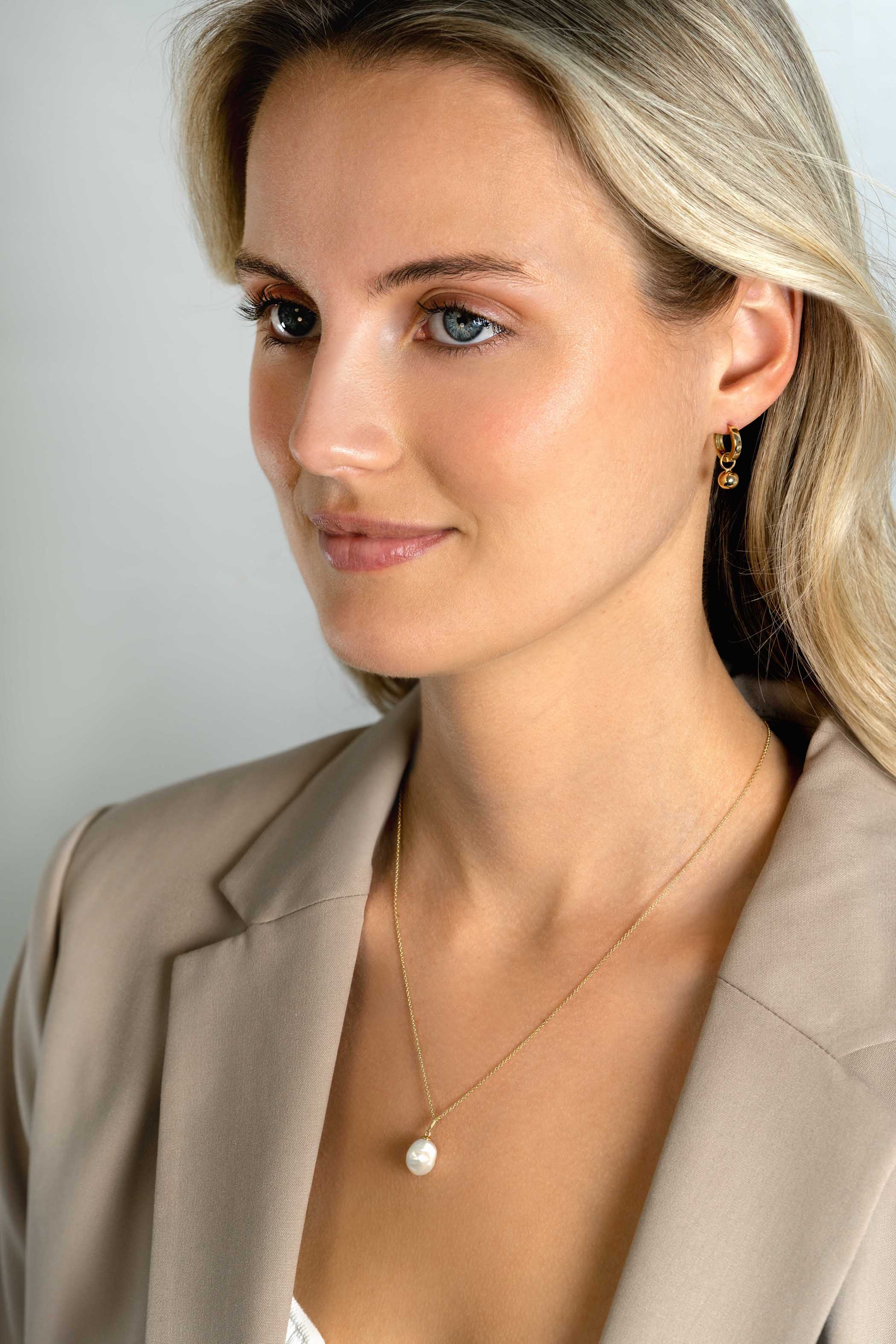 ZINZI 14K Gold Earrings Pendants Beads 6mm ZGCH392 (excl. hoop earrings)