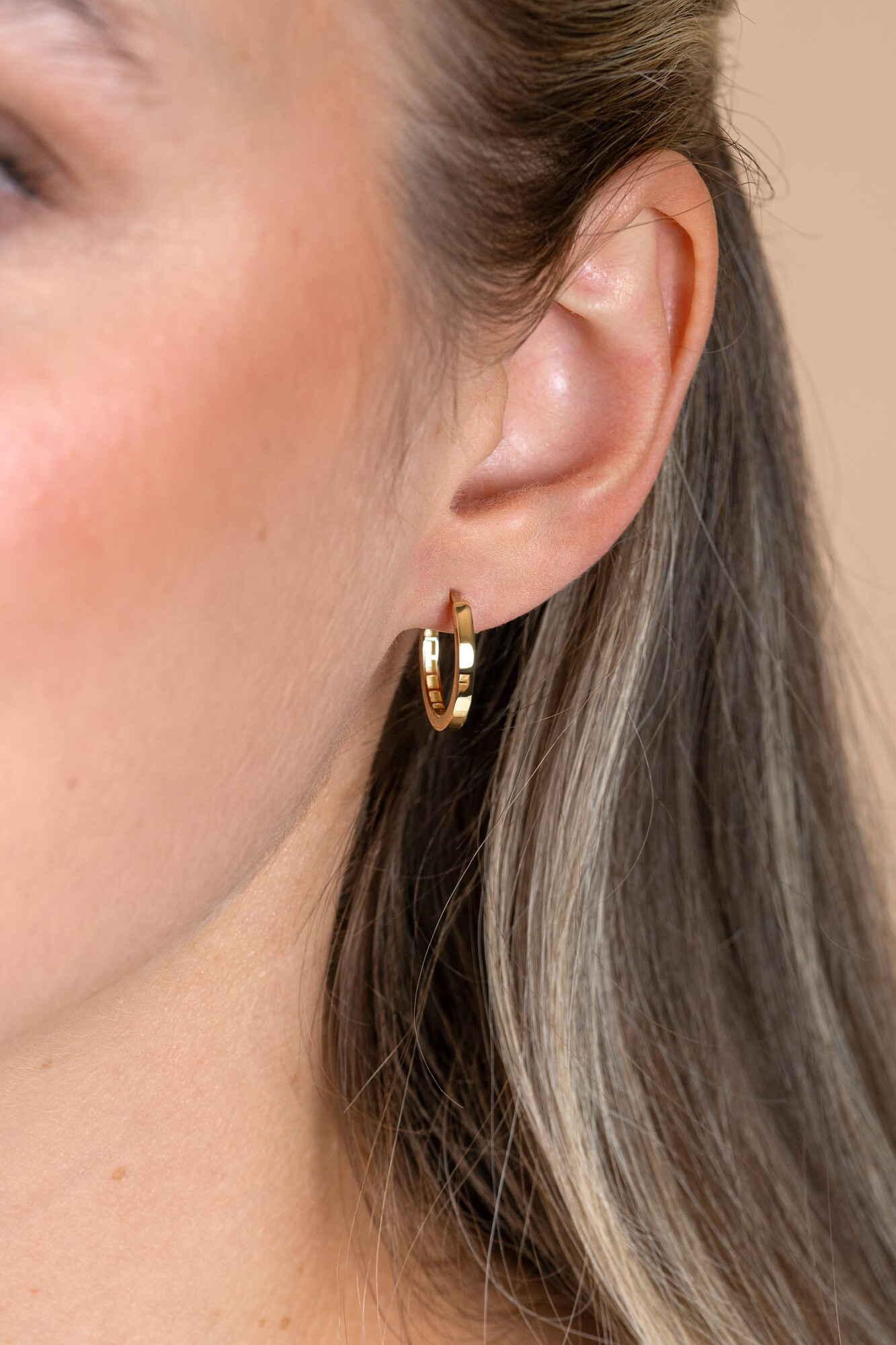 ZINZI GOLD klapcreolen glad 17x2mm