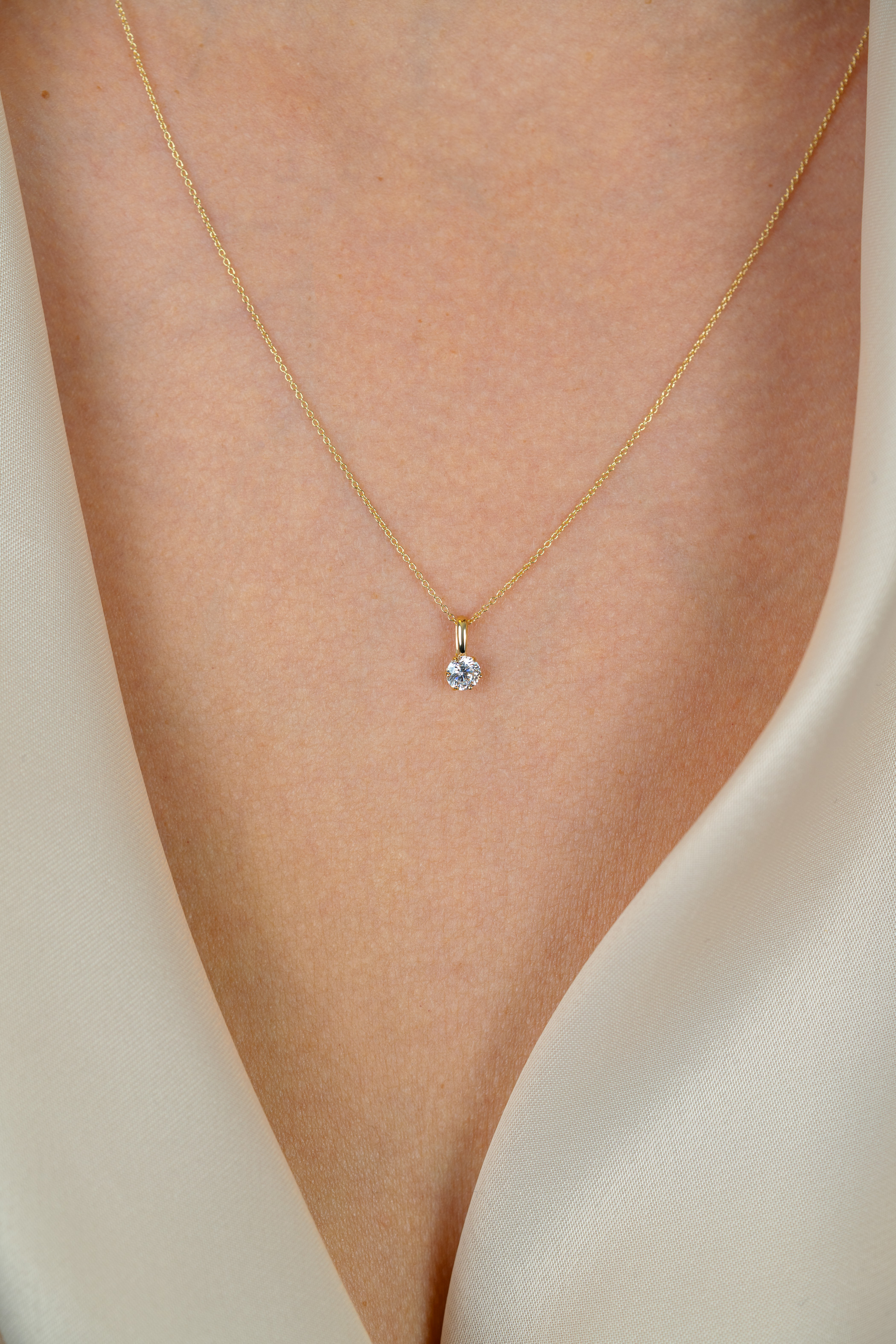 ZINZI GOLD hanger solitair zirconia 4.5mm