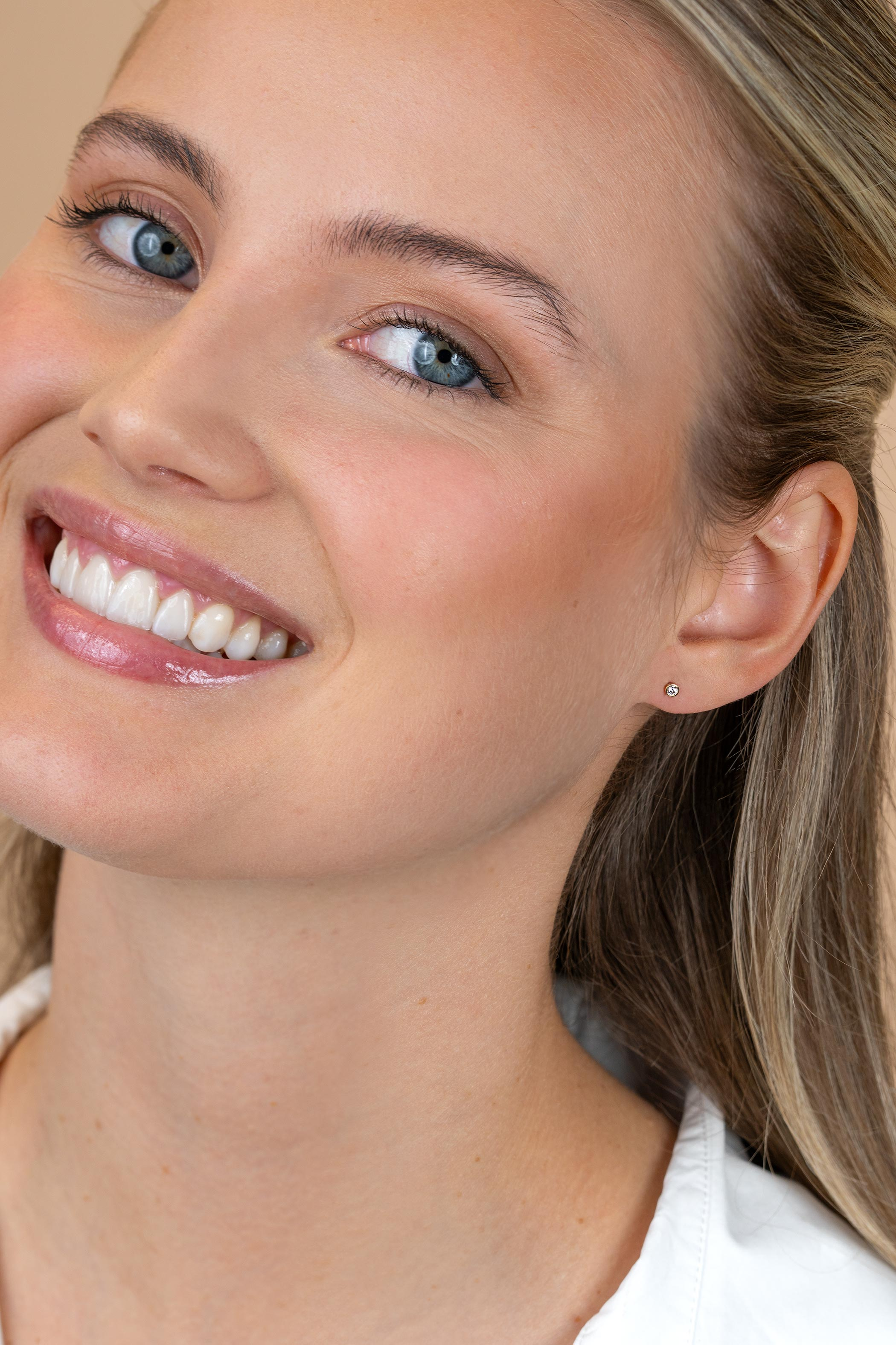 ZINZI GOLD oorknopjes zirc.in glad kastje 2.6mm