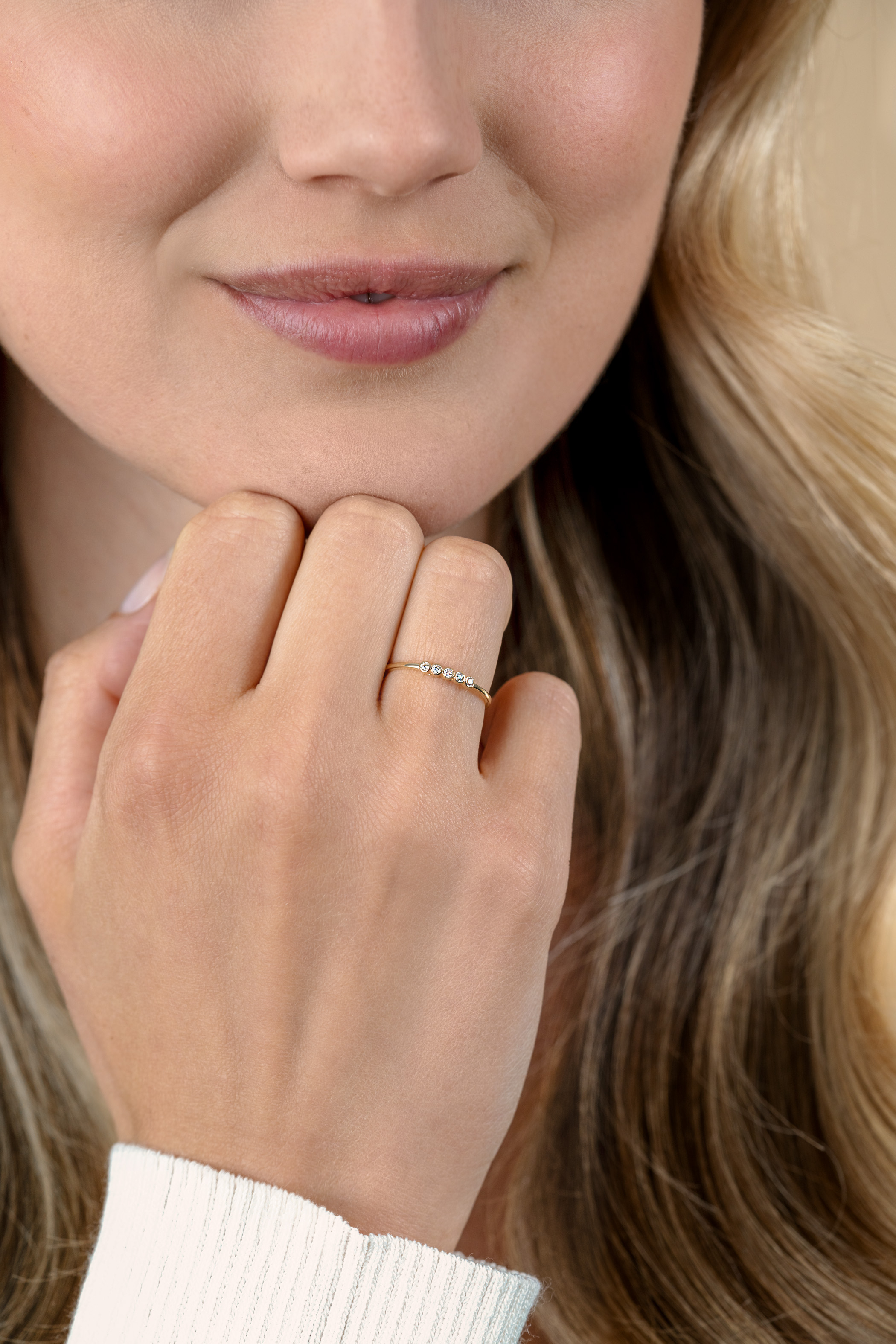 ZINZI Gold 14 ct gold stacking ring set with five round white cubic zirconias ZGR532