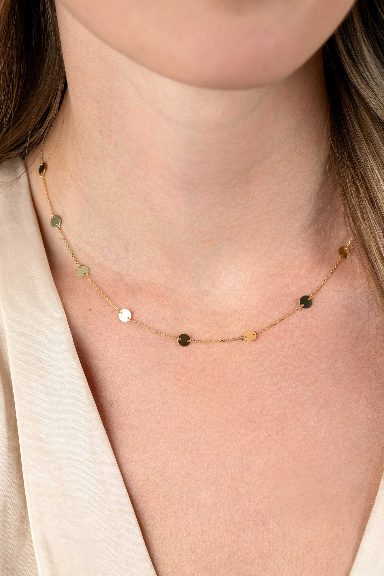 ZINZI Gold 14 carat gold necklace with delicate jasseron links and nine round smooth plates, 5mm wide, 42-45cm ZGC503
