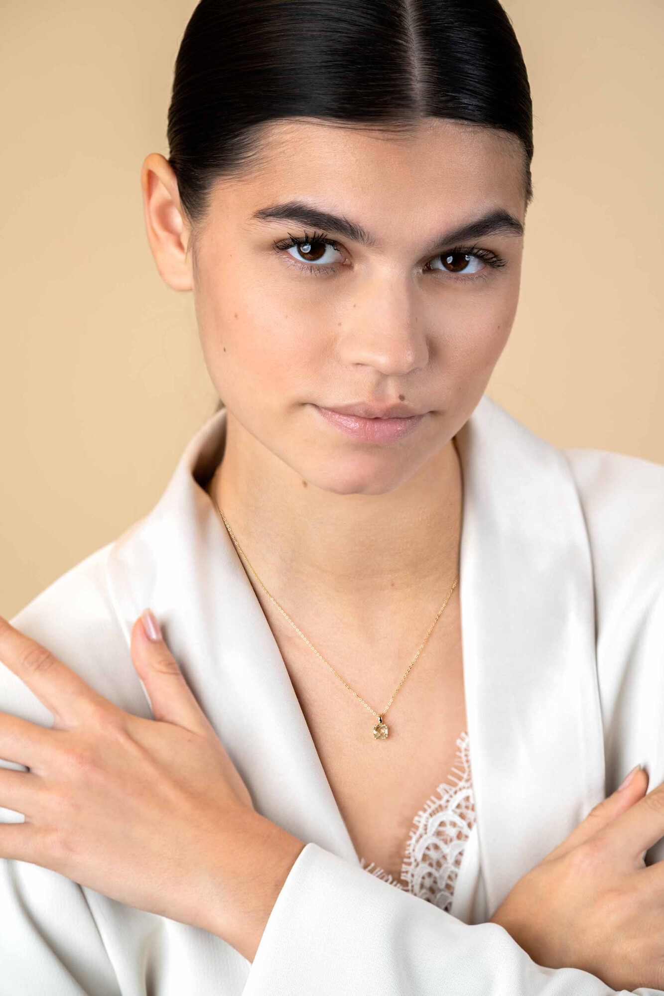 ZINZI 14K Gold Necklace Square Pendant Light Green Amethyst 12mm 45cm ZGC376