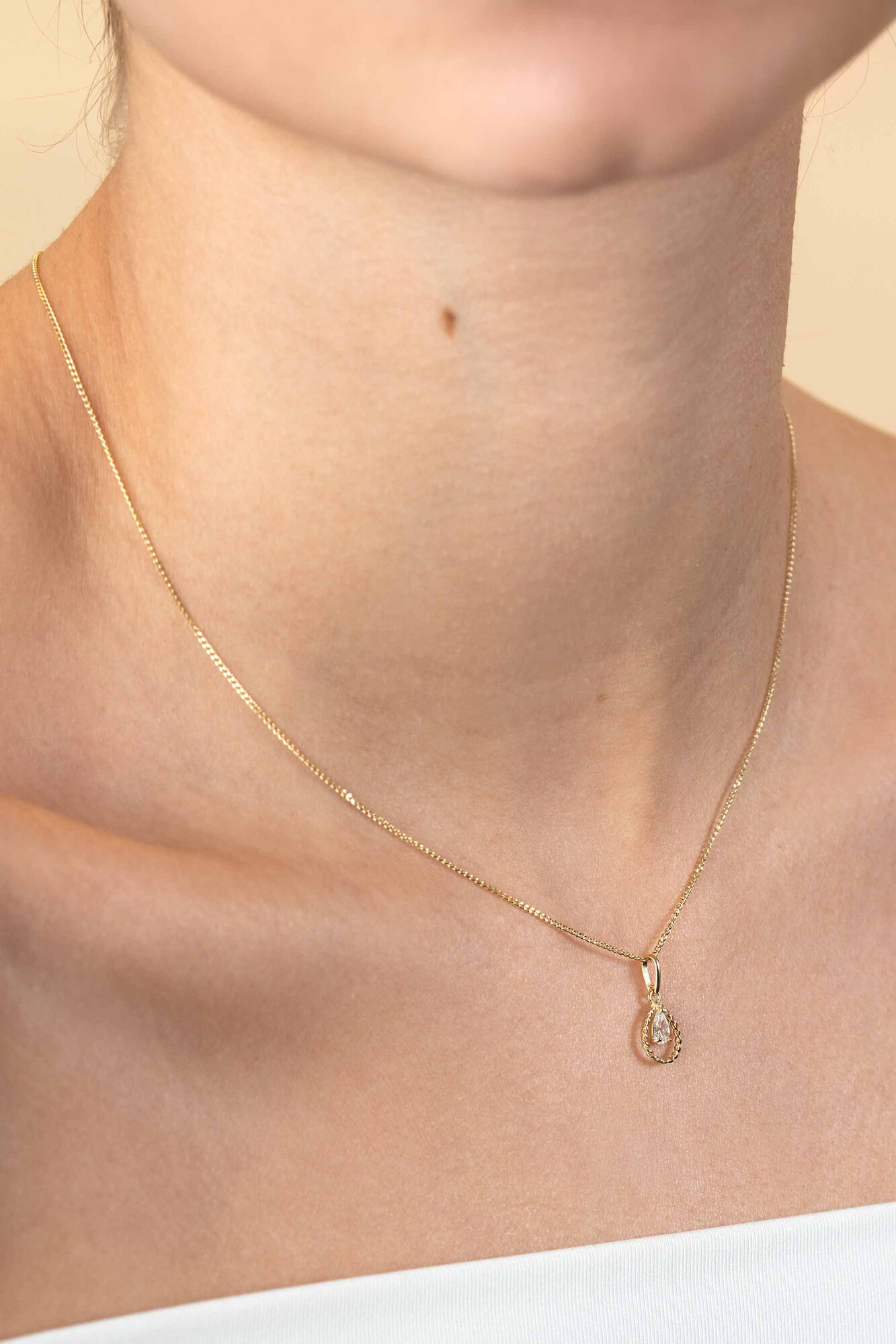 16mm ZINZI 14K Gold Pendant Drop White Zirconia ZGH478 (excl. necklace)