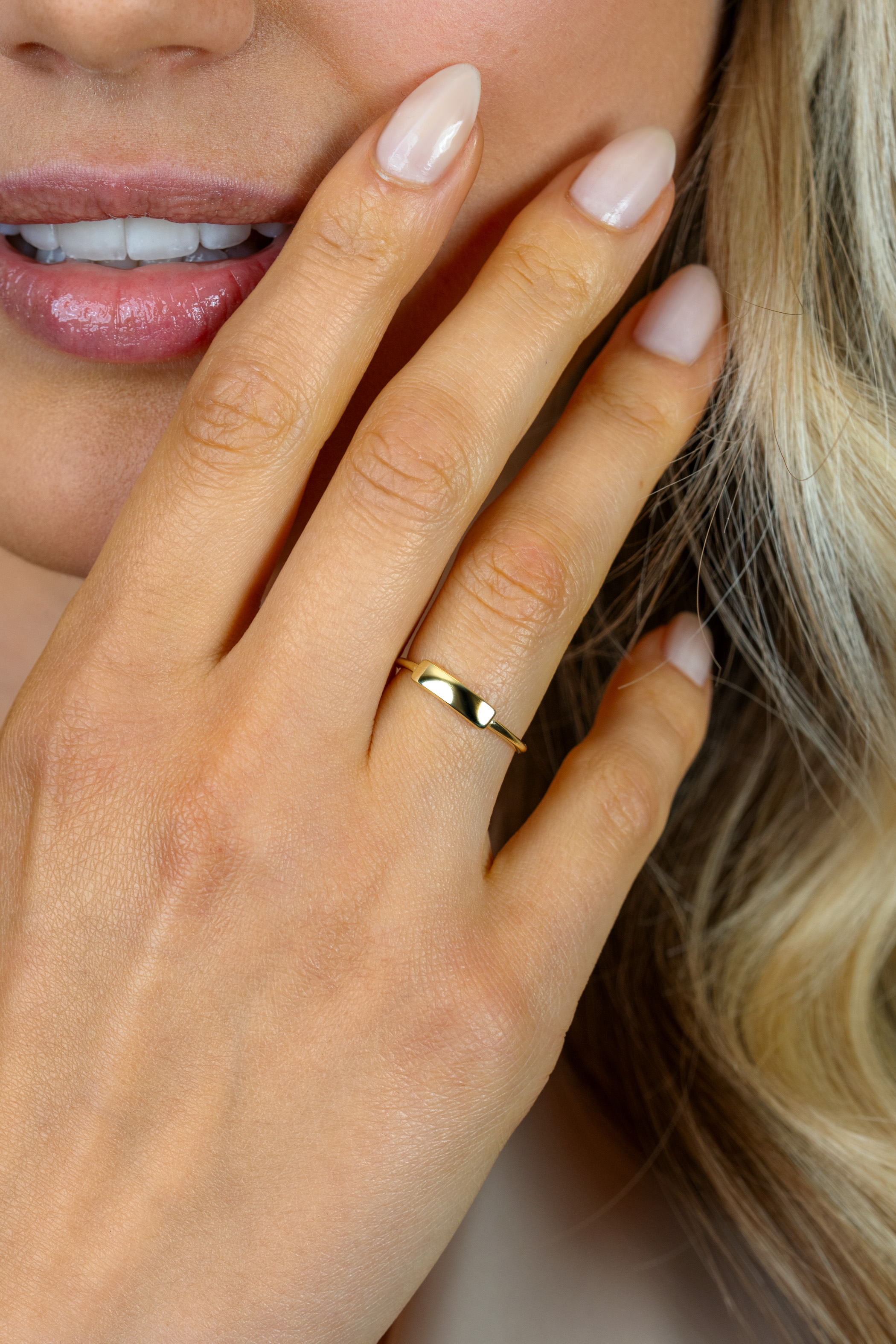 ZINZI Gold ring  met lang plaatje mt.58