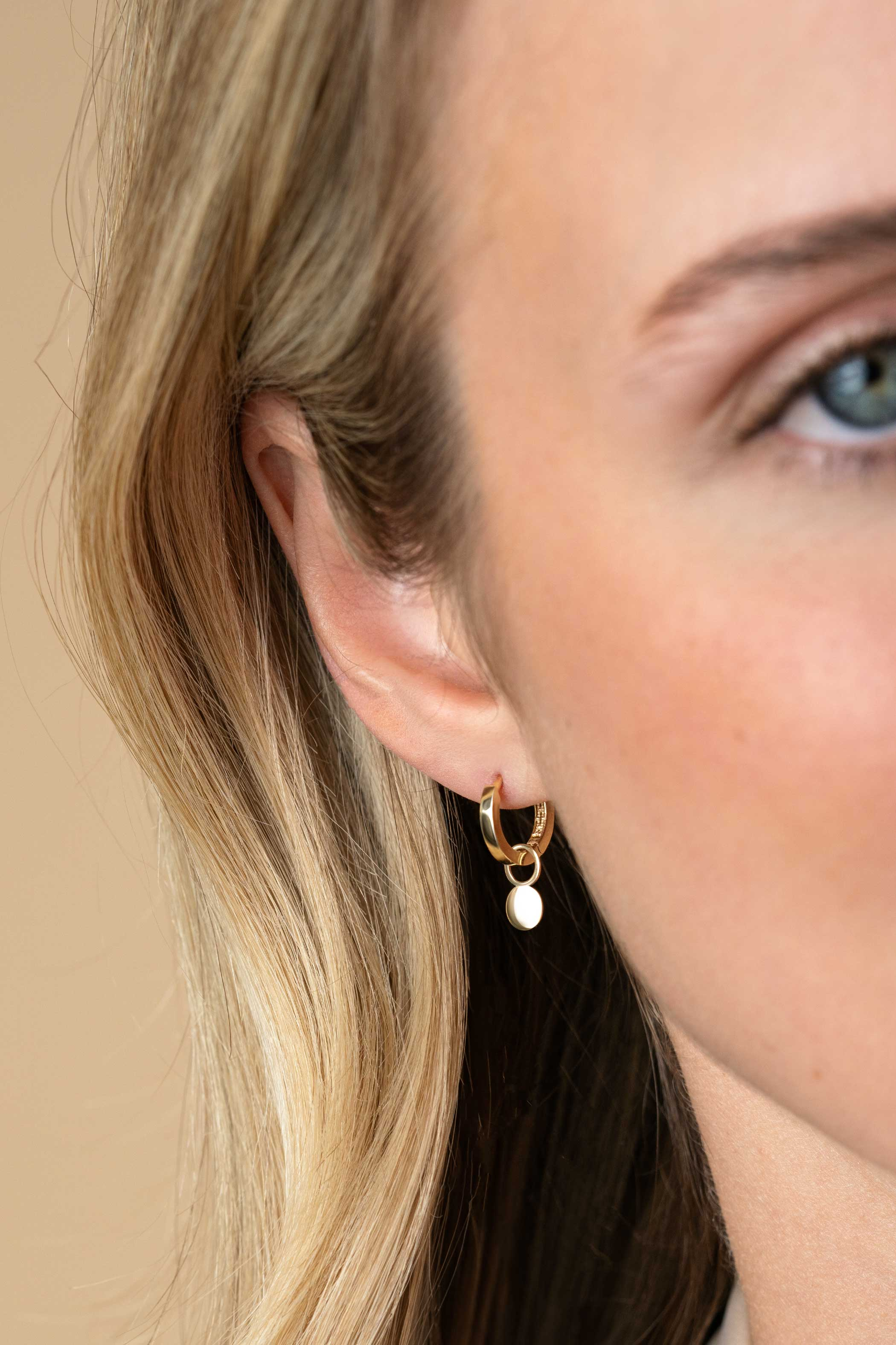 ZINZI 14K Gold Earrings Pendants Round 5,5mm ZGCH388 (excl. hoop earrings)