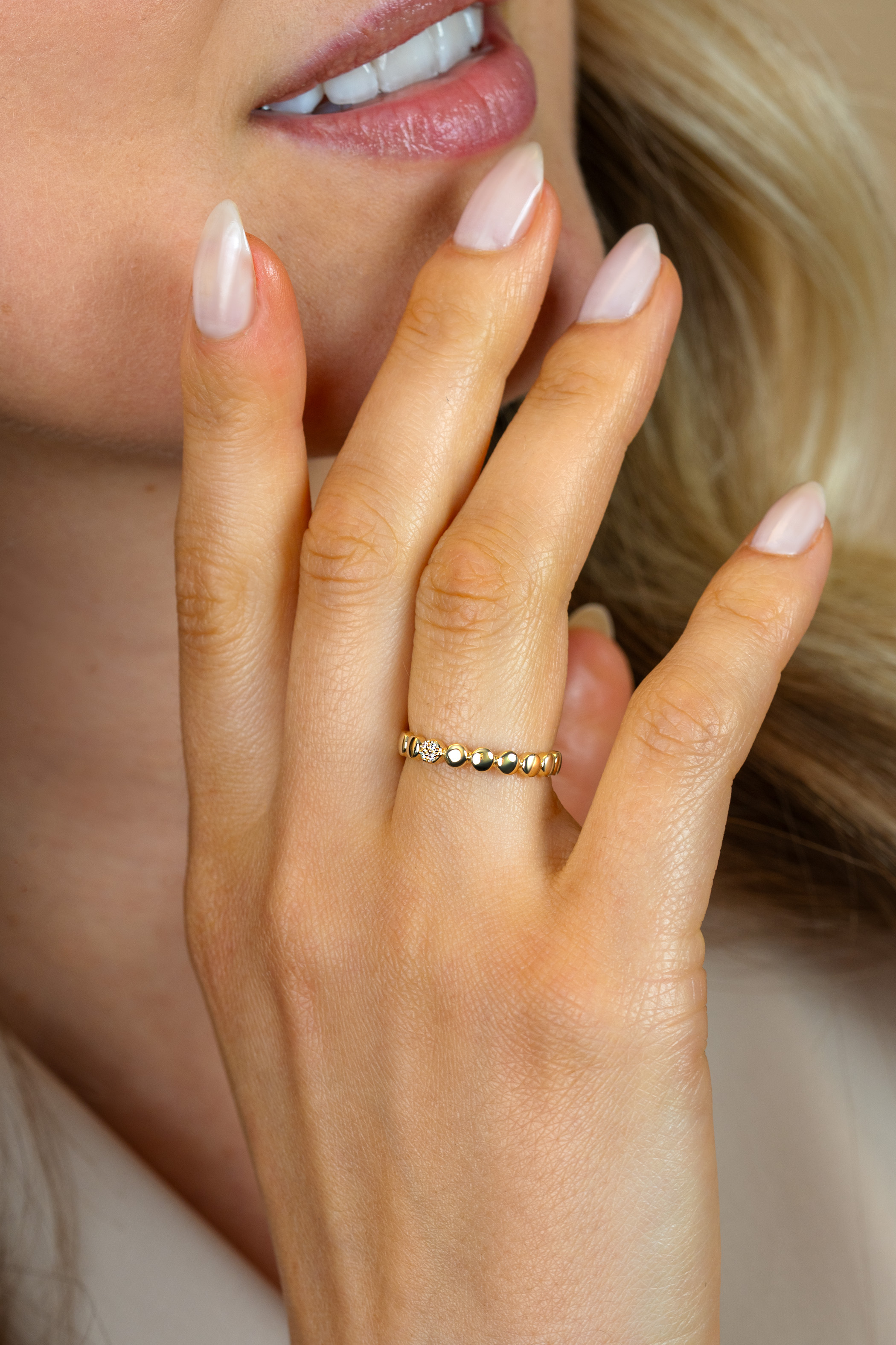 ZINZI GOLD ring rondjes midden met zirconia's mt58