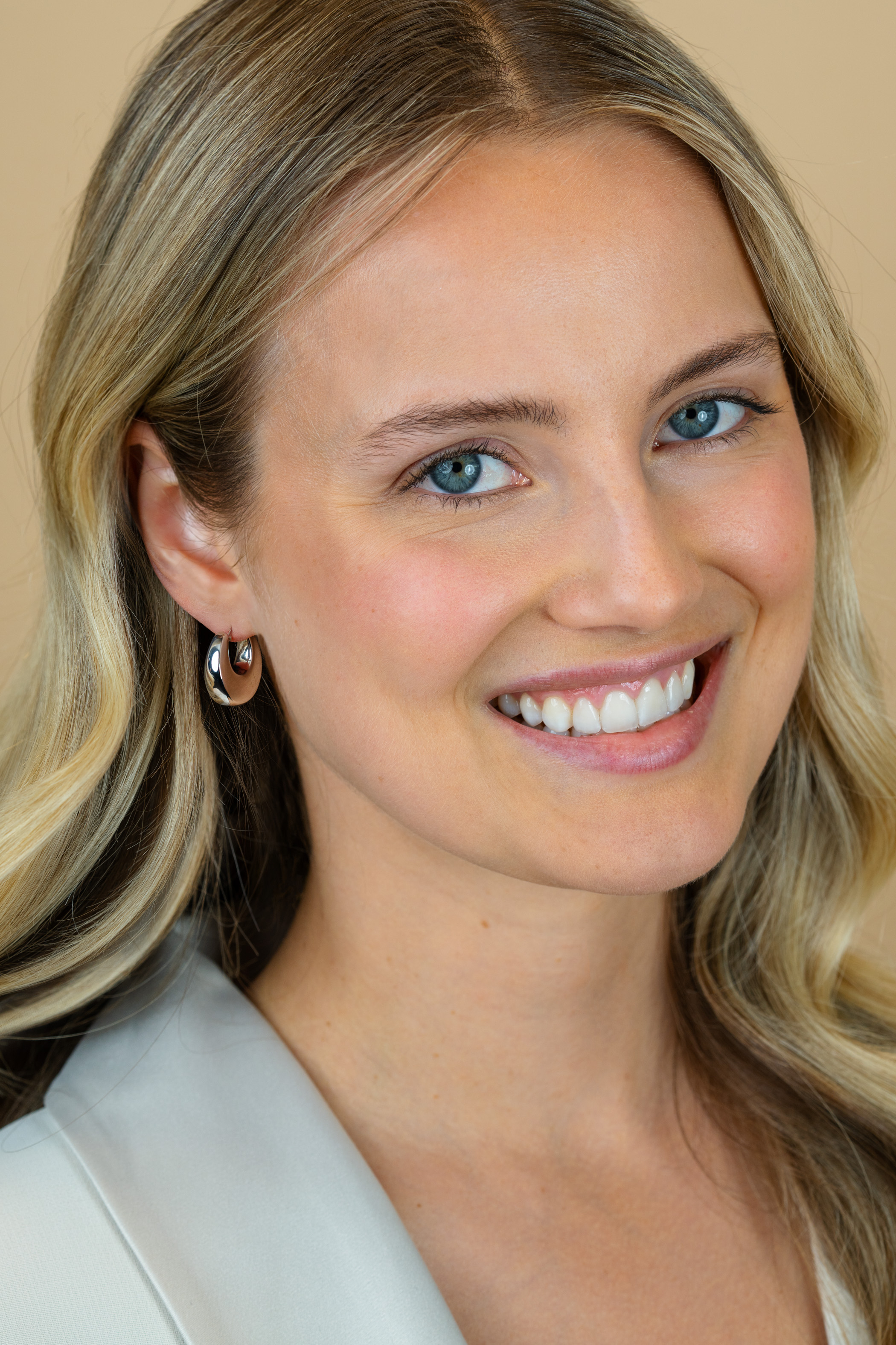 ZINZI zlv. oorringen rond aflopend 22x7.2mm