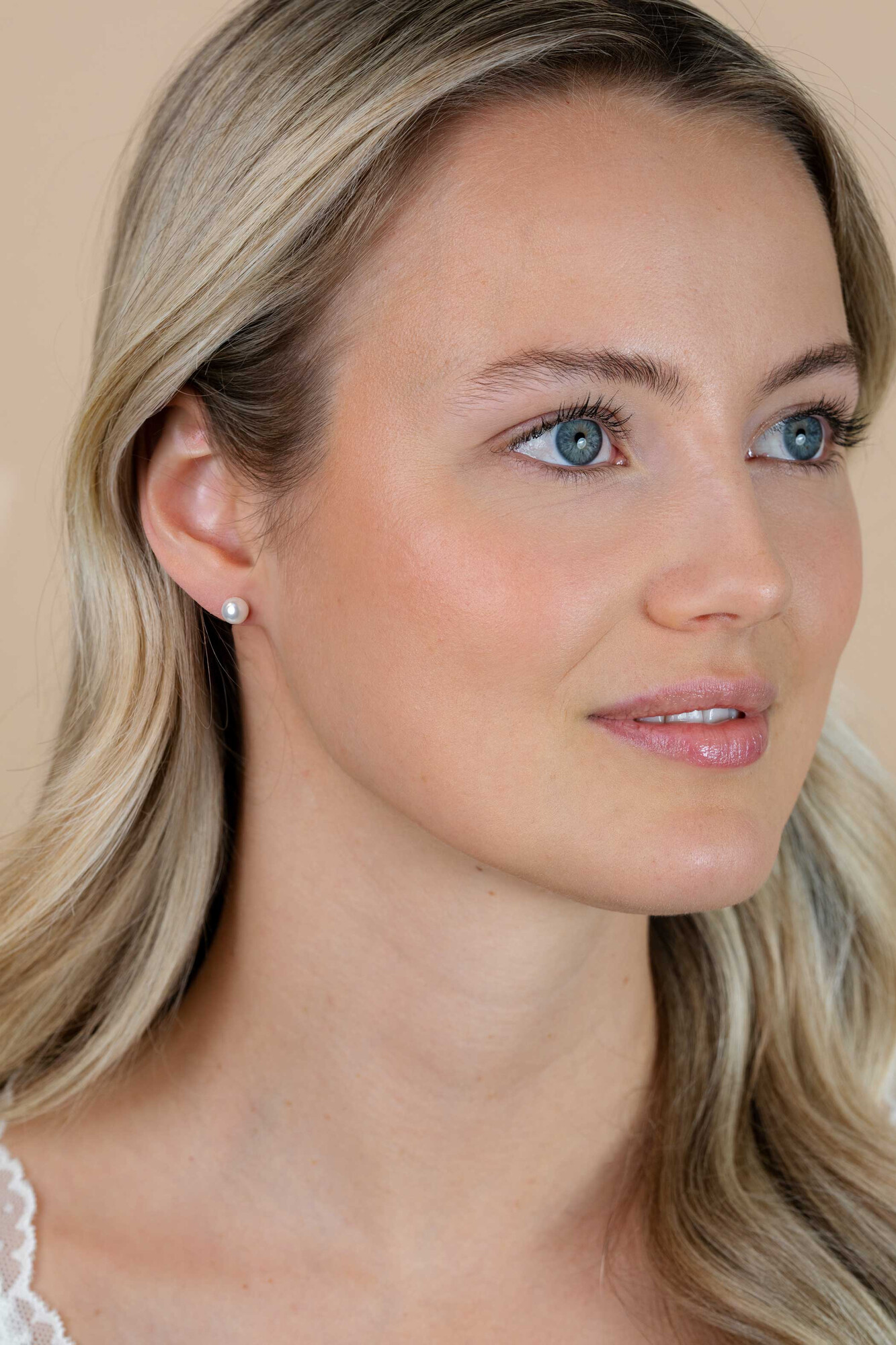 6mm ZINZI Sterling Silver Stud Earrings with White Pearl ZIO1317